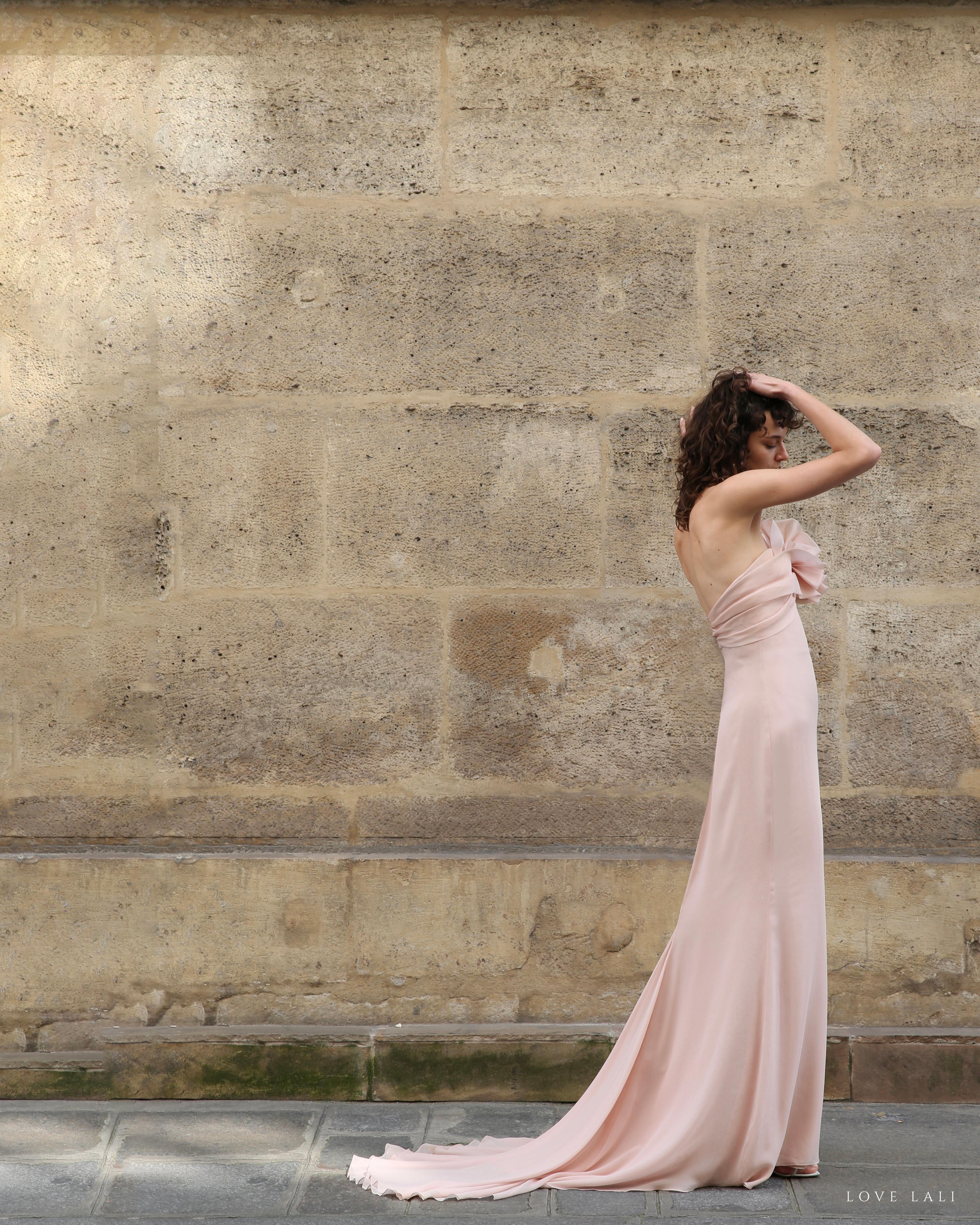 Marchesa pink strapless wedding bustier silk layered dress gown with train 10 For Sale 5