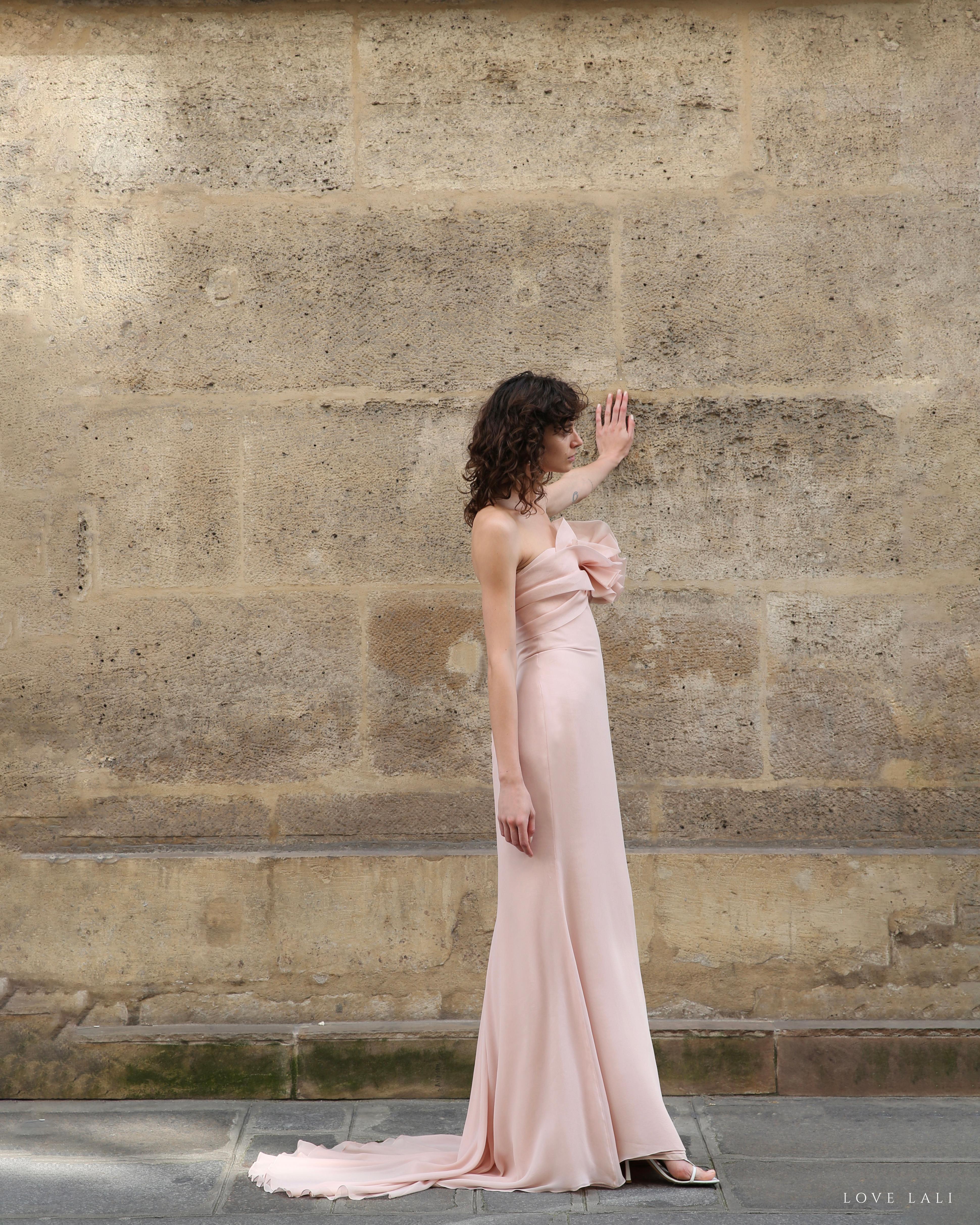 Marchesa pink strapless wedding bustier silk layered dress gown with train 10 For Sale 6