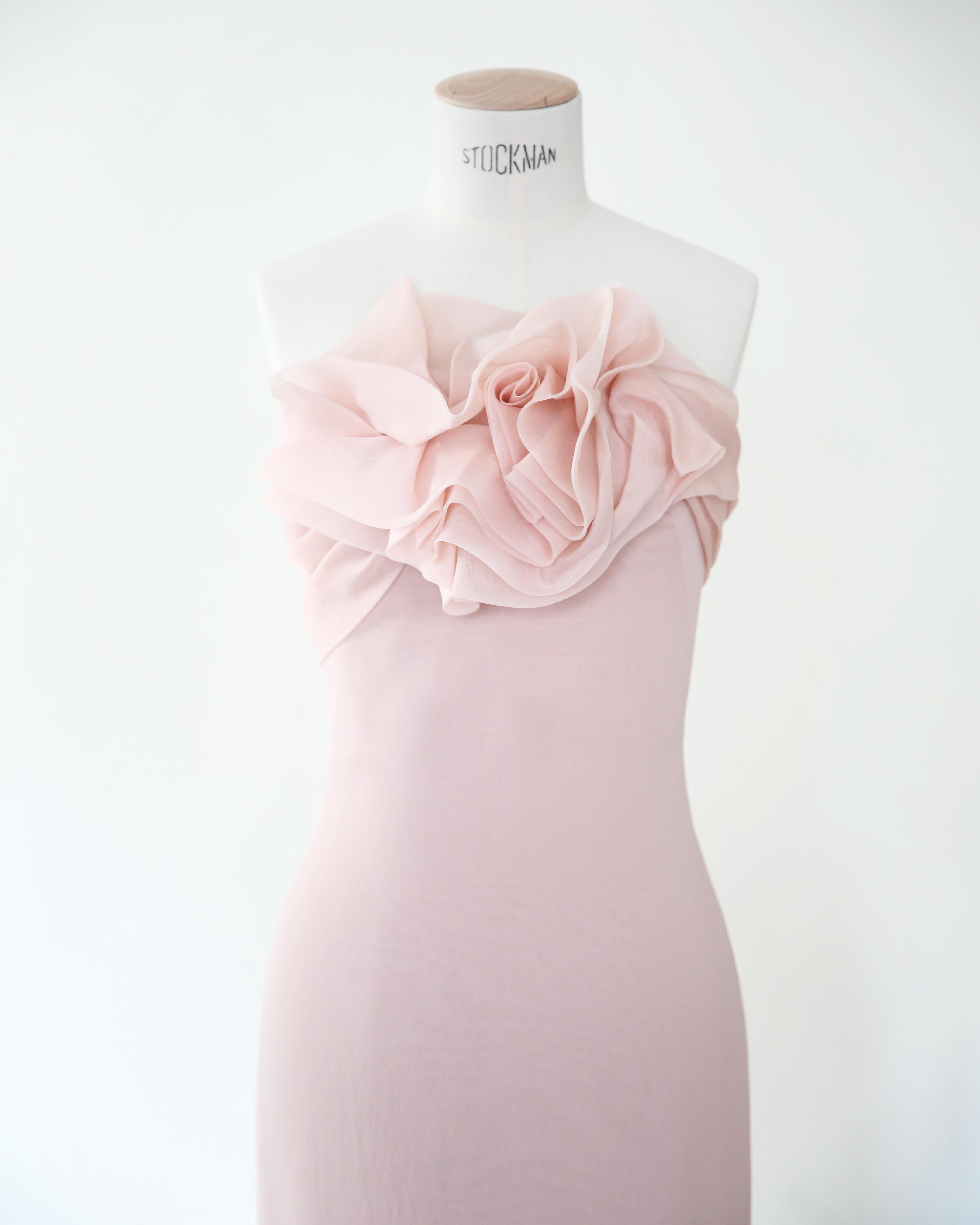 Marchesa pink strapless wedding bustier silk layered dress gown with train 10 For Sale 8