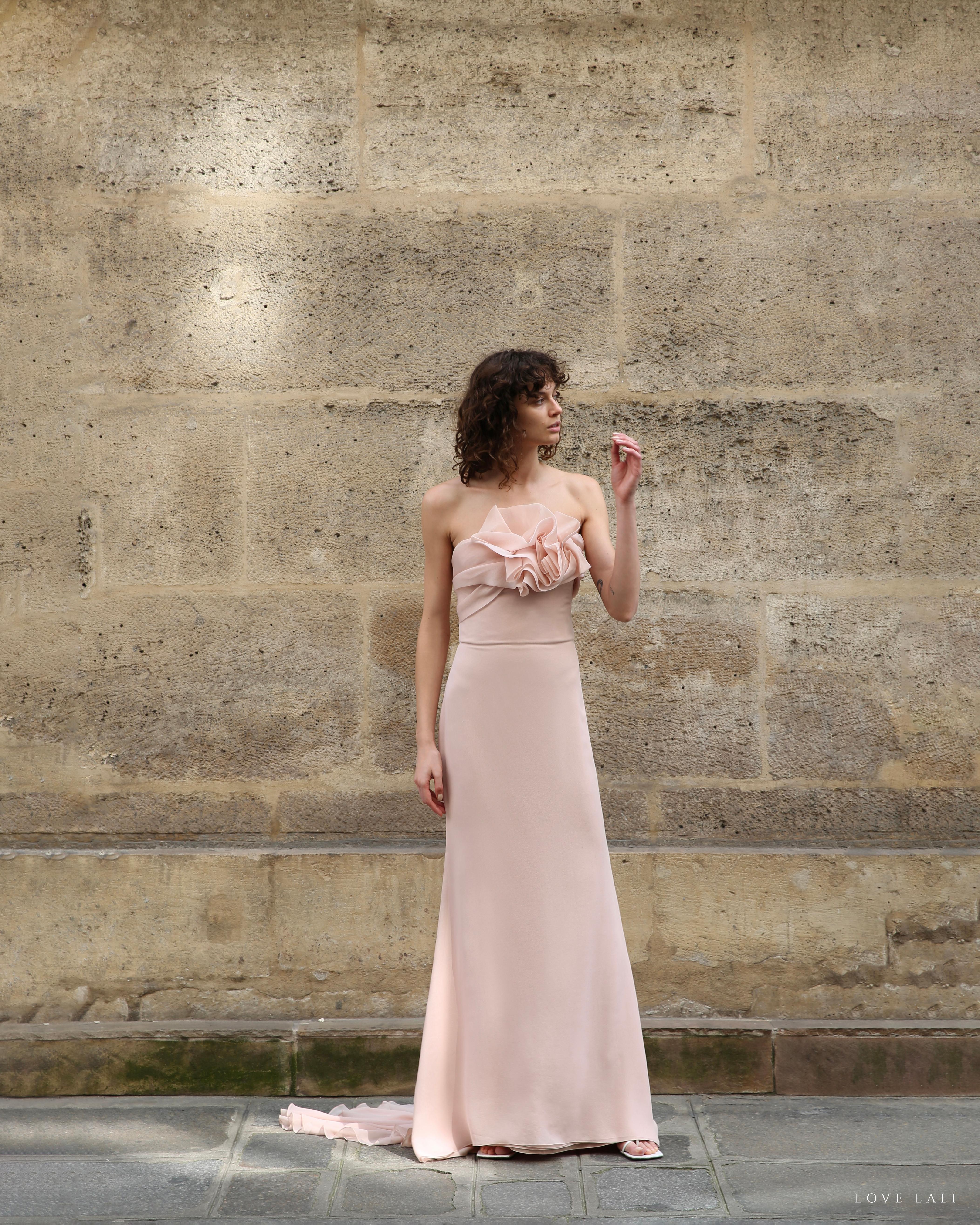 Beige Marchesa pink strapless wedding bustier silk layered dress gown with train 10 For Sale