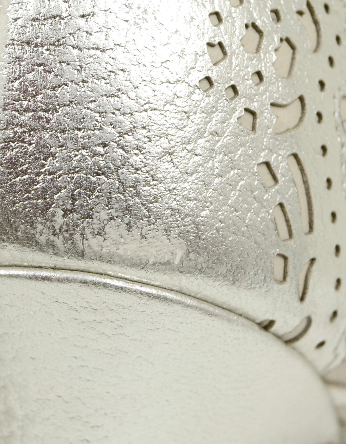 Marchesa Silver Leather Margaret Laser Cut Sandals sz 38.5 3