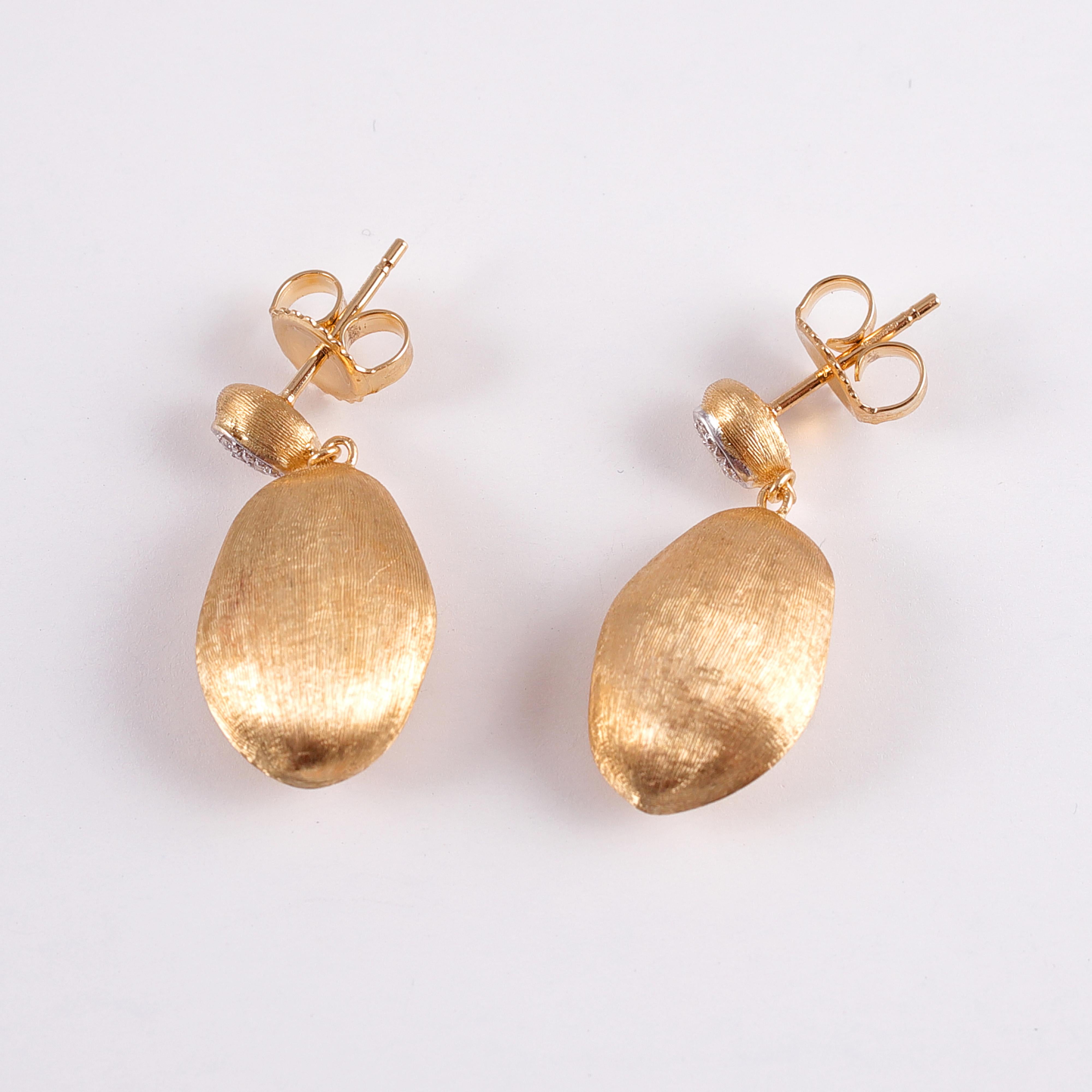 Women's or Men's Marco Bicego 18 Karat Yellow Gold Diamond Earrings