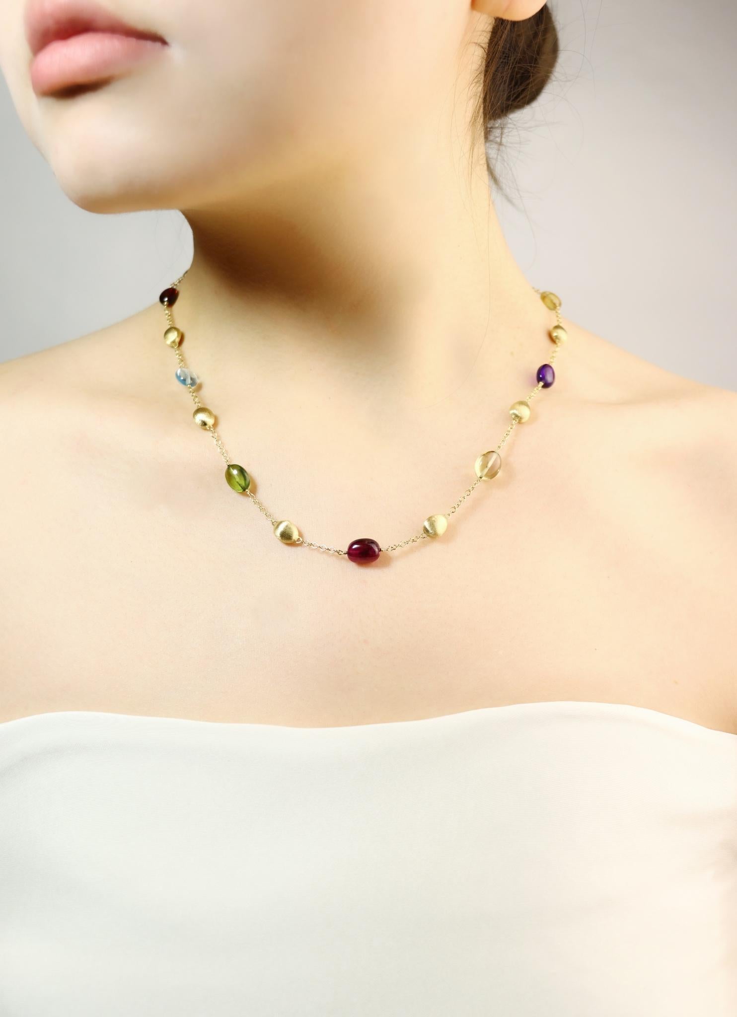 Marco Bicego 18K Gold Multi-Gem Perlen Halskette

Markiert:
Marco Bicego
750
Hergestellt in Italien

Ungefähre Abmessungen:
46,5 cm (Länge) 
0,6 - 0,8 cm (Breite)
12,2 Gramm Gewicht