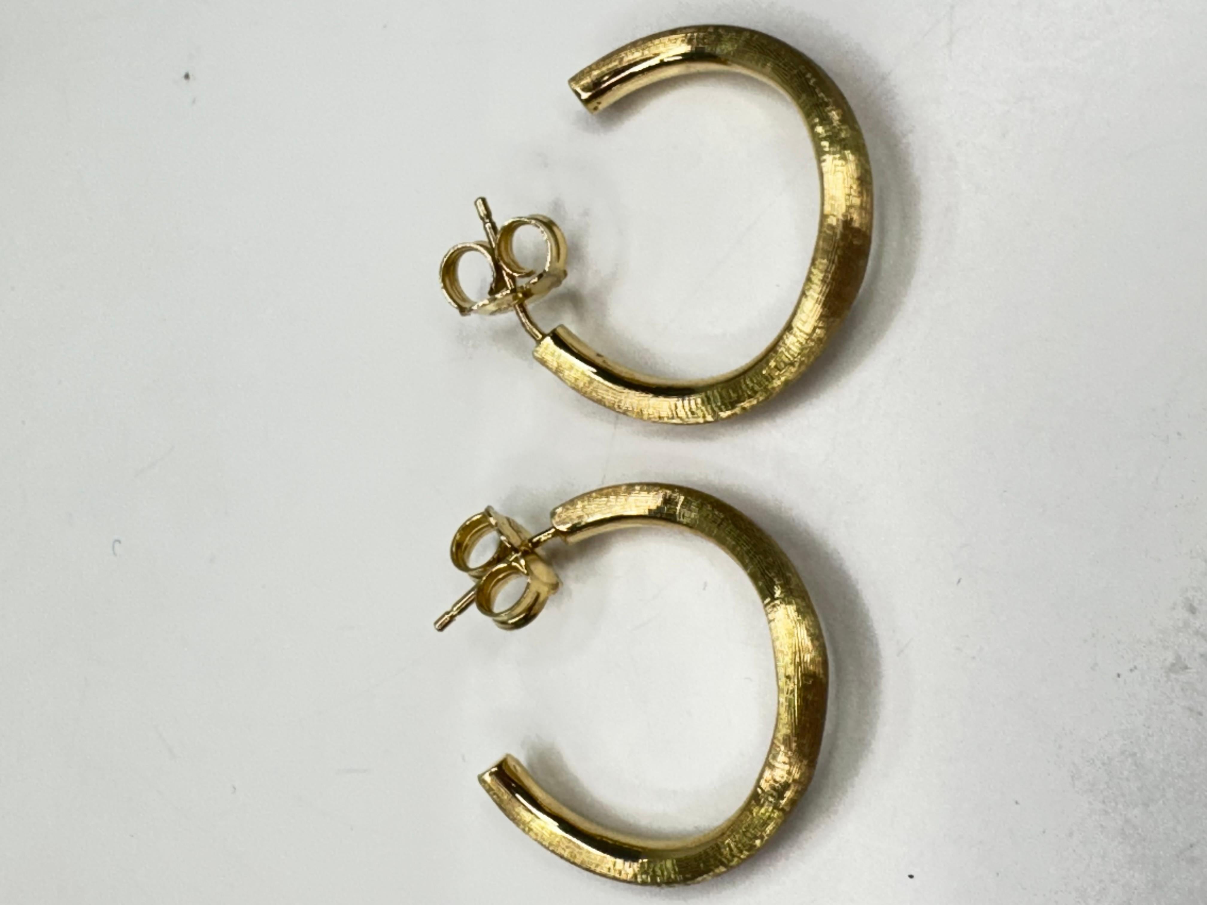 Women's or Men's Marco Bicego 18k Yellow Gold Jaipur Hoop Earrings For Sale
