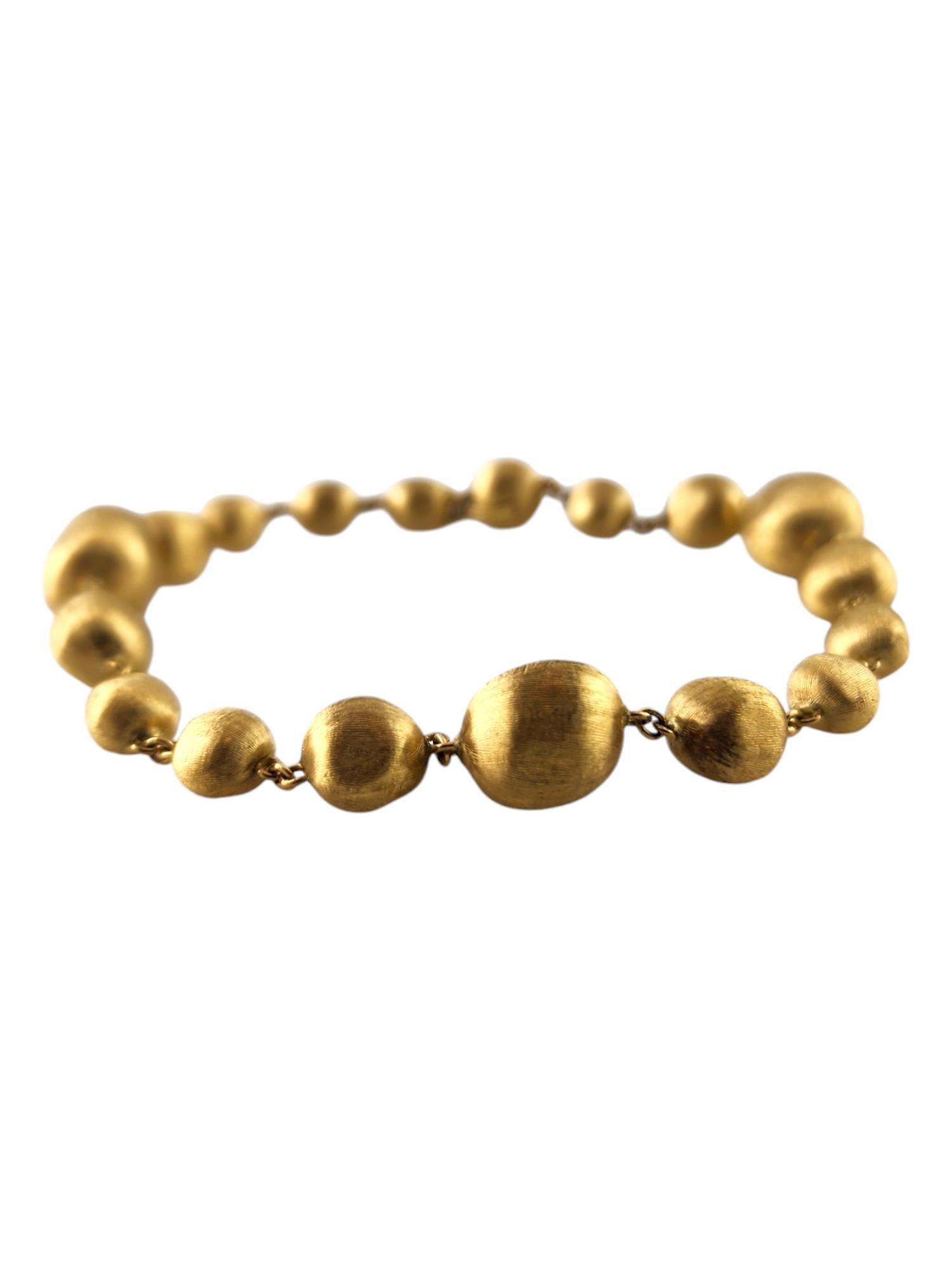 Marco Bicego 18K Yellow Gold Siviglia Hammered Bead Bracelet

This stunning bracelet by Marco Bicego was meticulously crafted from 18K yellow gold for a gorgeous finish that will look great on anybody!

18K yellow gold hammered beads of various