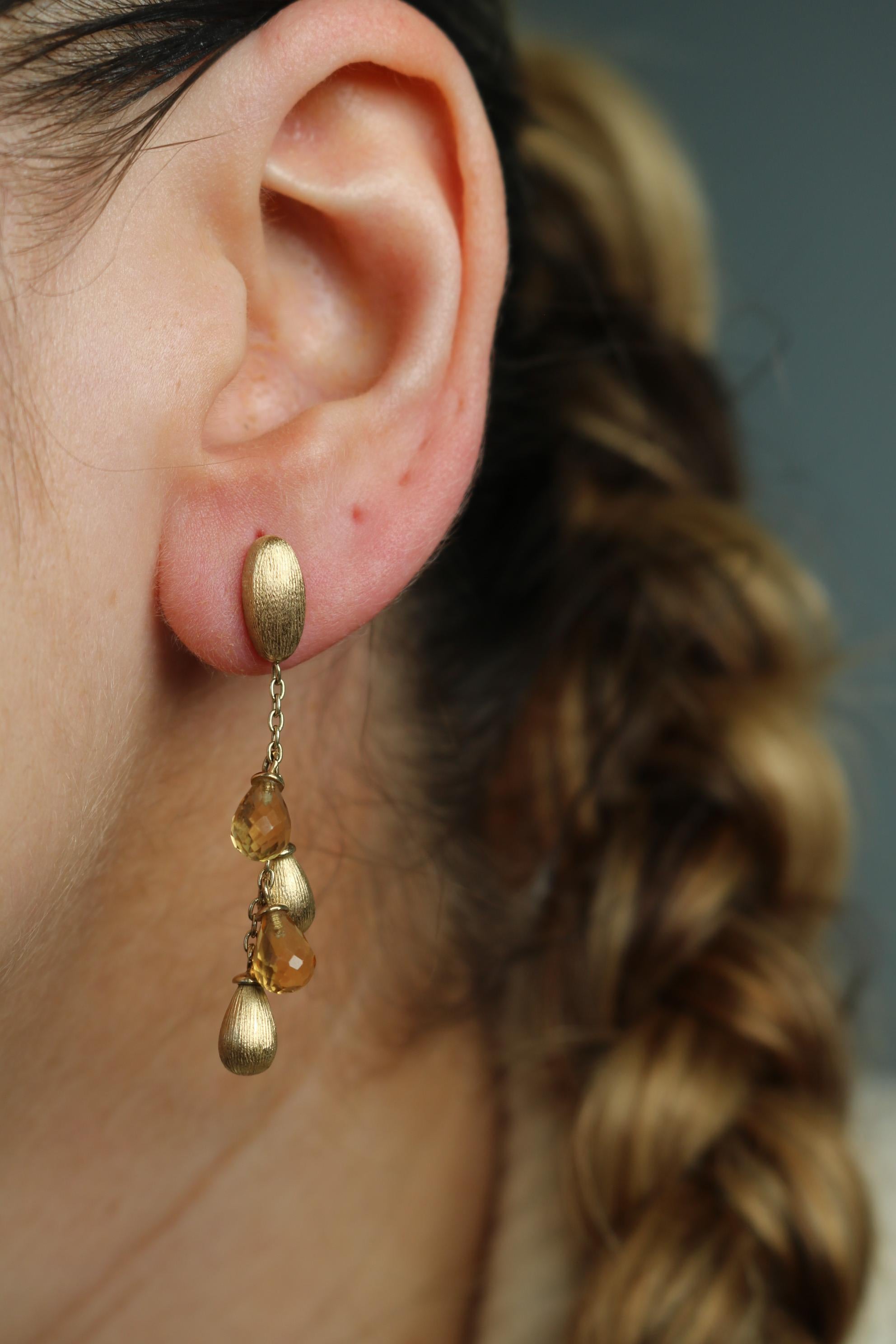 Moderno Marco Bicego Orecchini a filo singolo in oro giallo 14k con citrino Siviglia in vendita