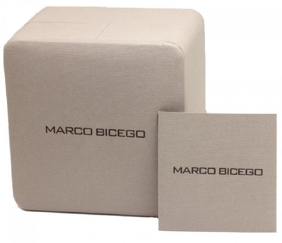 Marco Bicego Jaipur Yellow Gold Mother of Pearl Petite Stud Earrings OB882 MPW In New Condition For Sale In Wilmington, DE