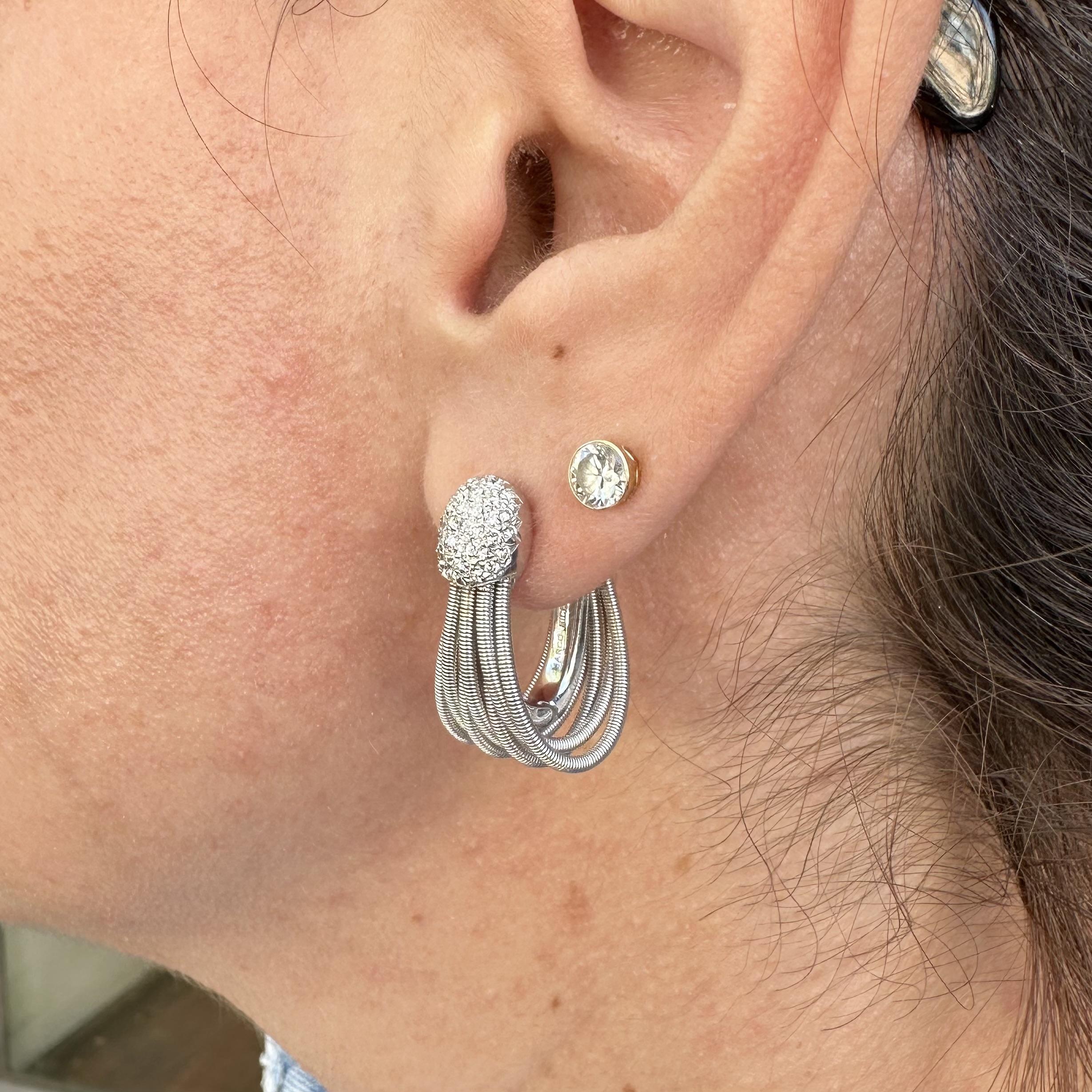 Marco Bicego Madagascar 18 Boucles d'oreilles or blanc pavé diamant flexible multi-cerceaux Excellent état - En vente à Montclair, NJ