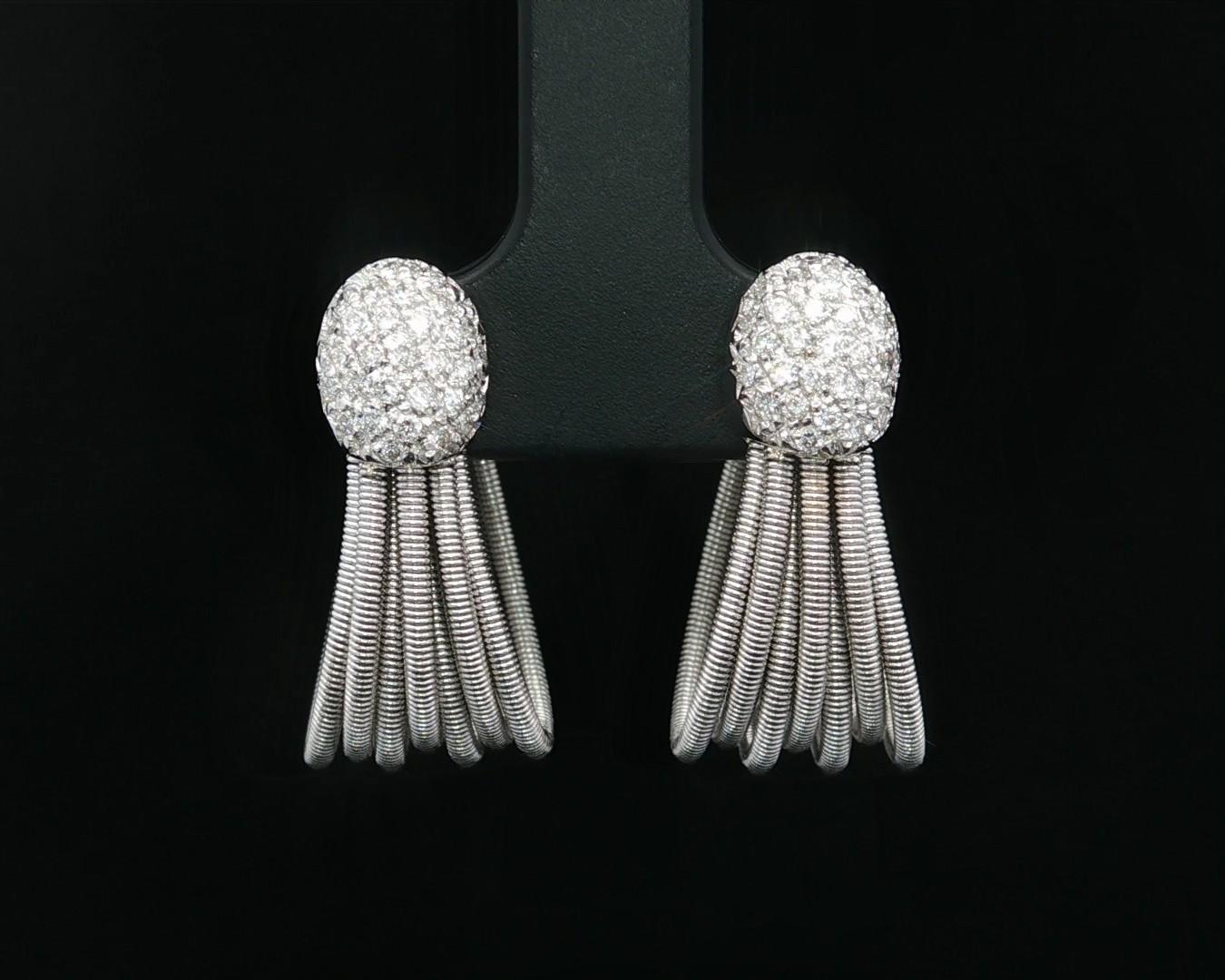 Marco Bicego Madagascar 18 Boucles d'oreilles or blanc pavé diamant flexible multi-cerceaux en vente 2