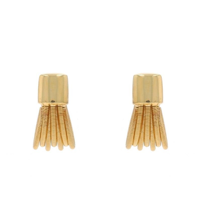 Brand: Marco Bicego
Collection: Madagascar

Metal Content: 18k Yellow Gold

Style: Huggie Hoop
Fastening Type: Snap Closures

Measurements

Tall: 5/8