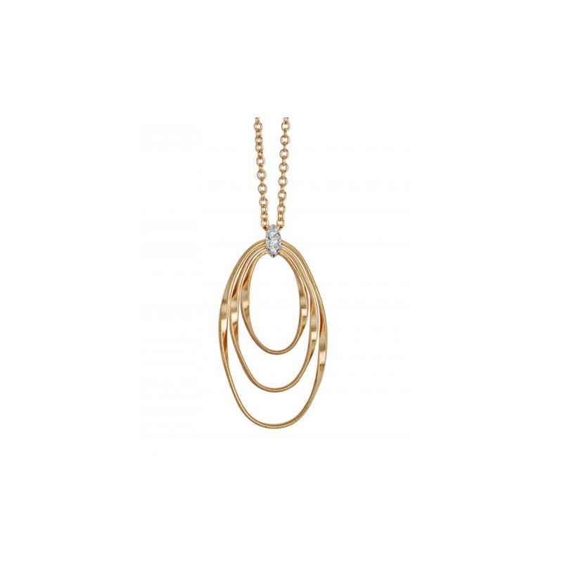 This romantic 18kt yellow gold pendant is characterized by three twisted coil elements, joined together by an elegant pendant bail featuring a brilliant-cut diamond pavé.
Diamonds 0.03 total weight 
length 42cm
CG785B


