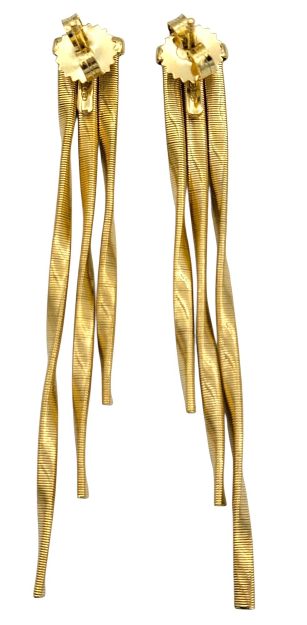Marco Bicego Orecchini pendenti a tre fili in oro giallo 18 carati In condizioni buone in vendita a Scottsdale, AZ