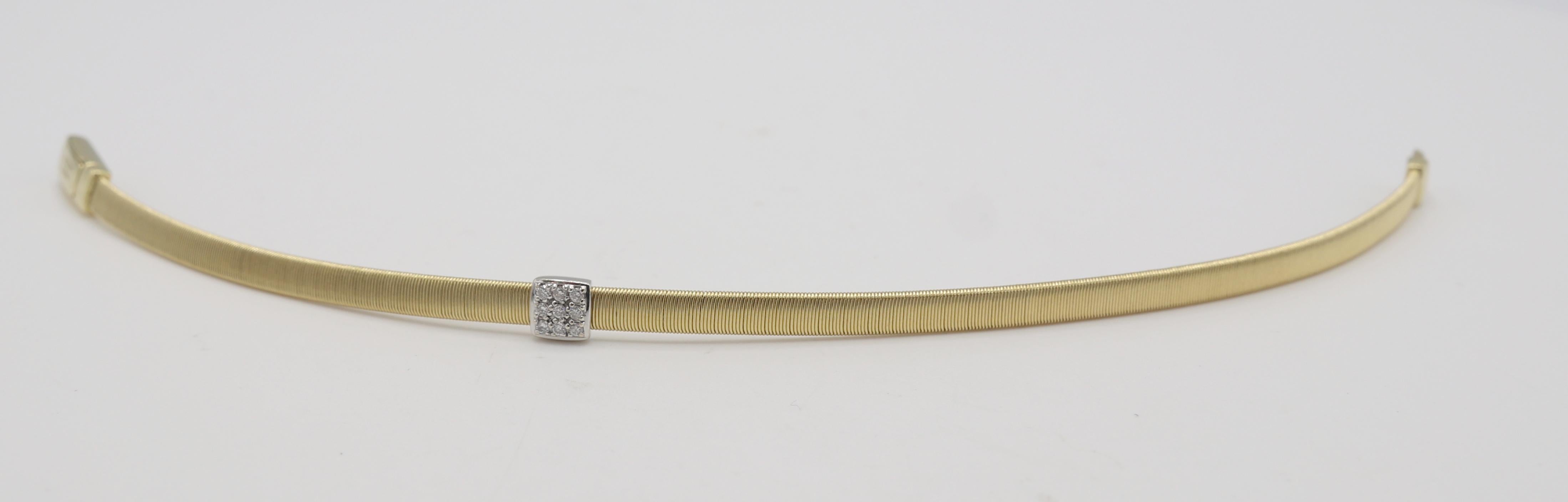 Marco Bicego Masai Single Station Natural Diamond Bracelet 18 Karat Yellow Gold In Good Condition In  Baltimore, MD
