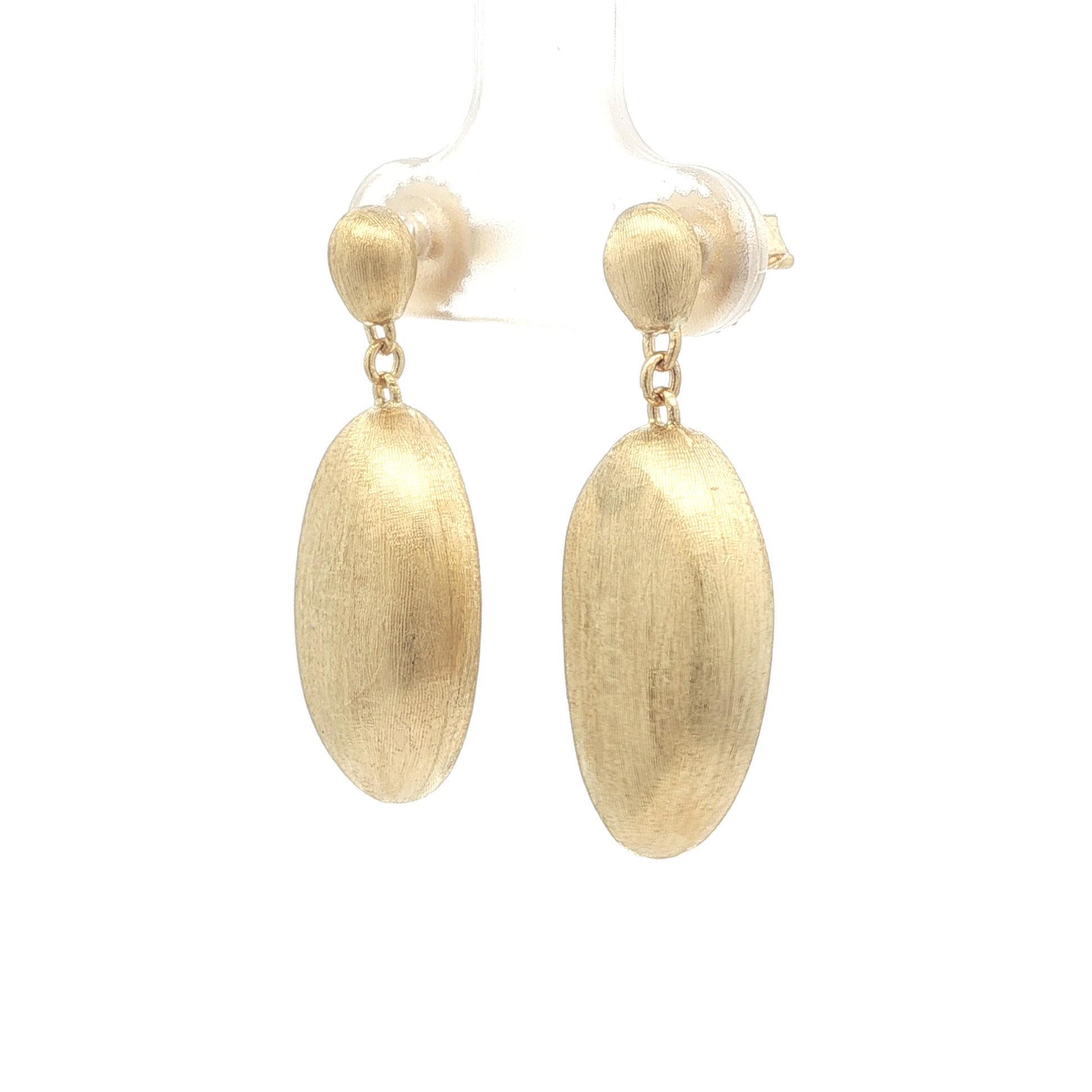 Marco Bicego Yellow Gold Brushed Finish Siviglia Dangle Bean Drop Earrings In condizioni buone in vendita a Montclair, NJ