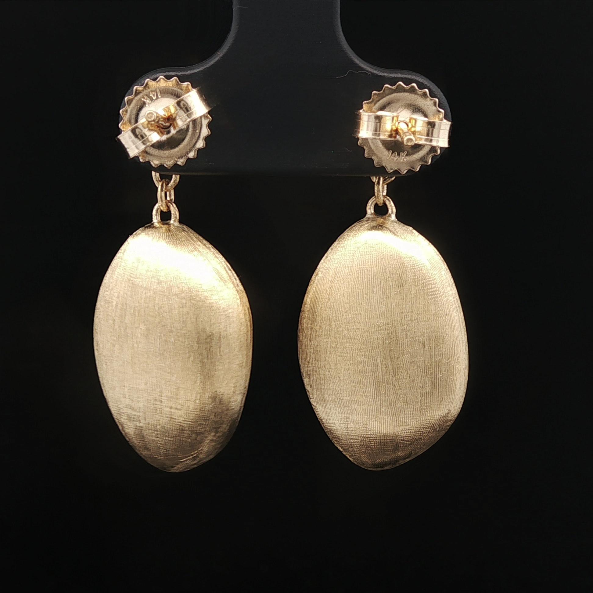 Marco Bicego Yellow Gold Brushed Finish Siviglia Dangle Bean Drop Earrings in vendita 4