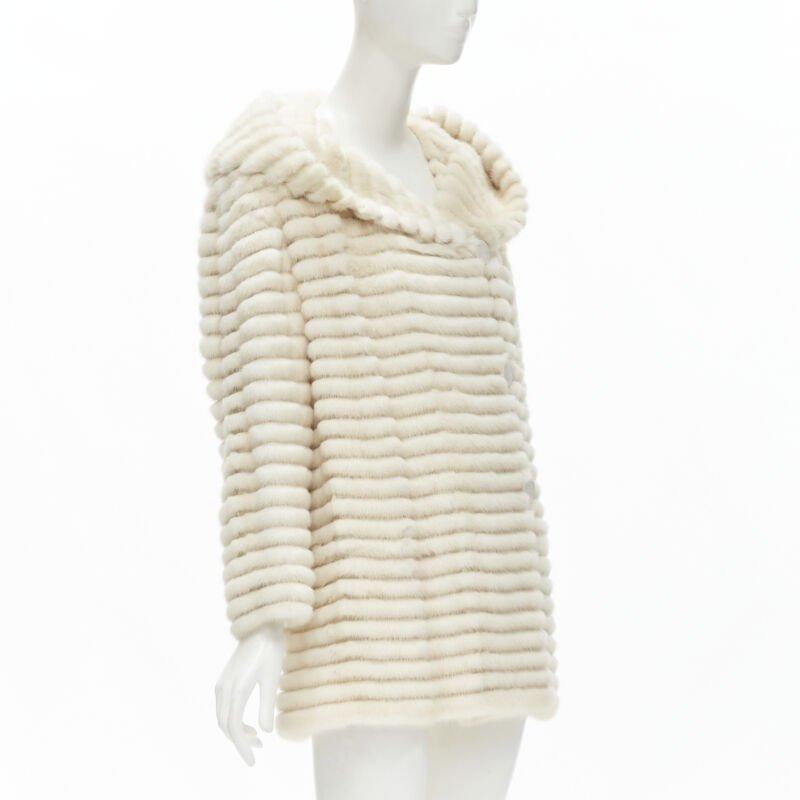 MARCO VANOLI - Veste à capuche asymétrique boutonnée en fourrure de tulle crème IT40 S Excellent état - En vente à Hong Kong, NT