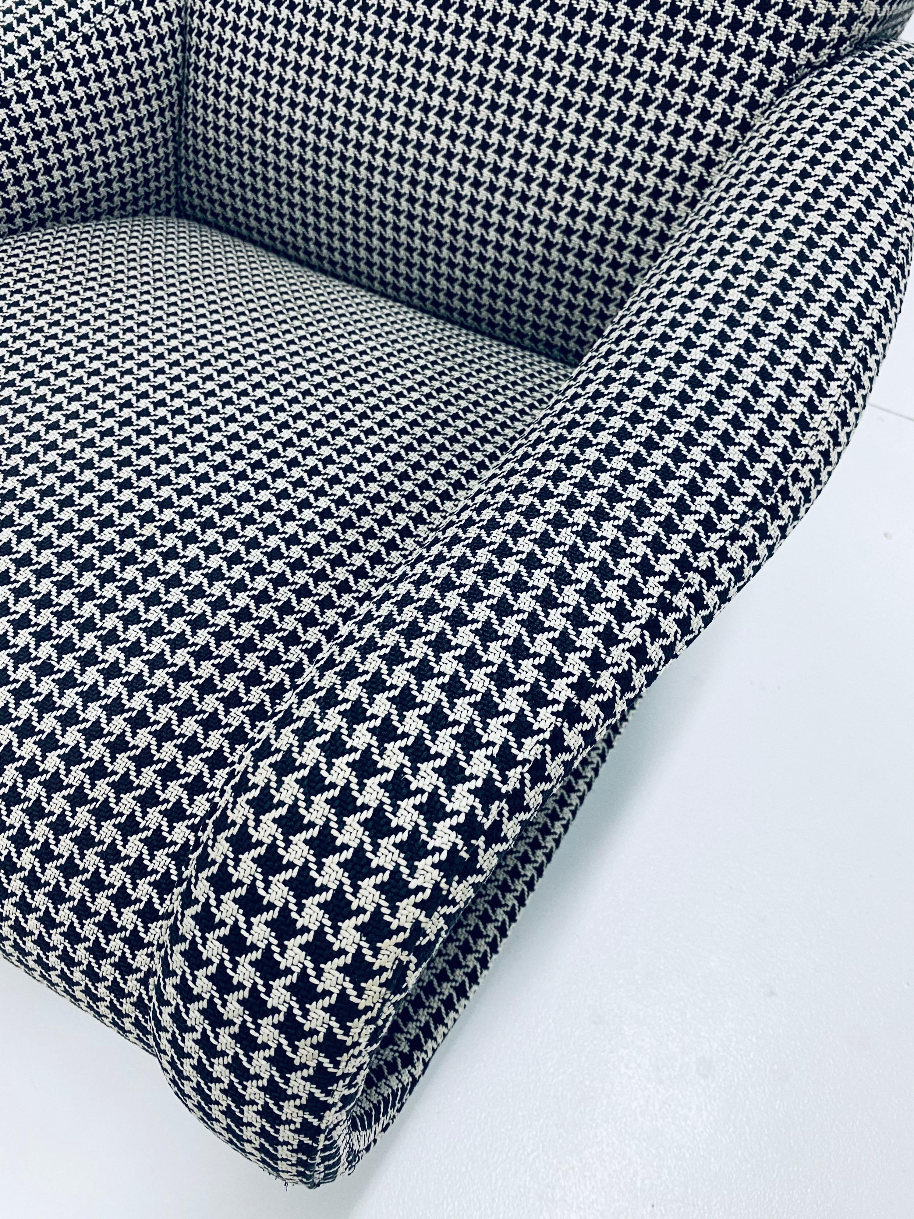 Marco Zanuso 720 Lady Chair for Arflex with Custom Upholstery 3