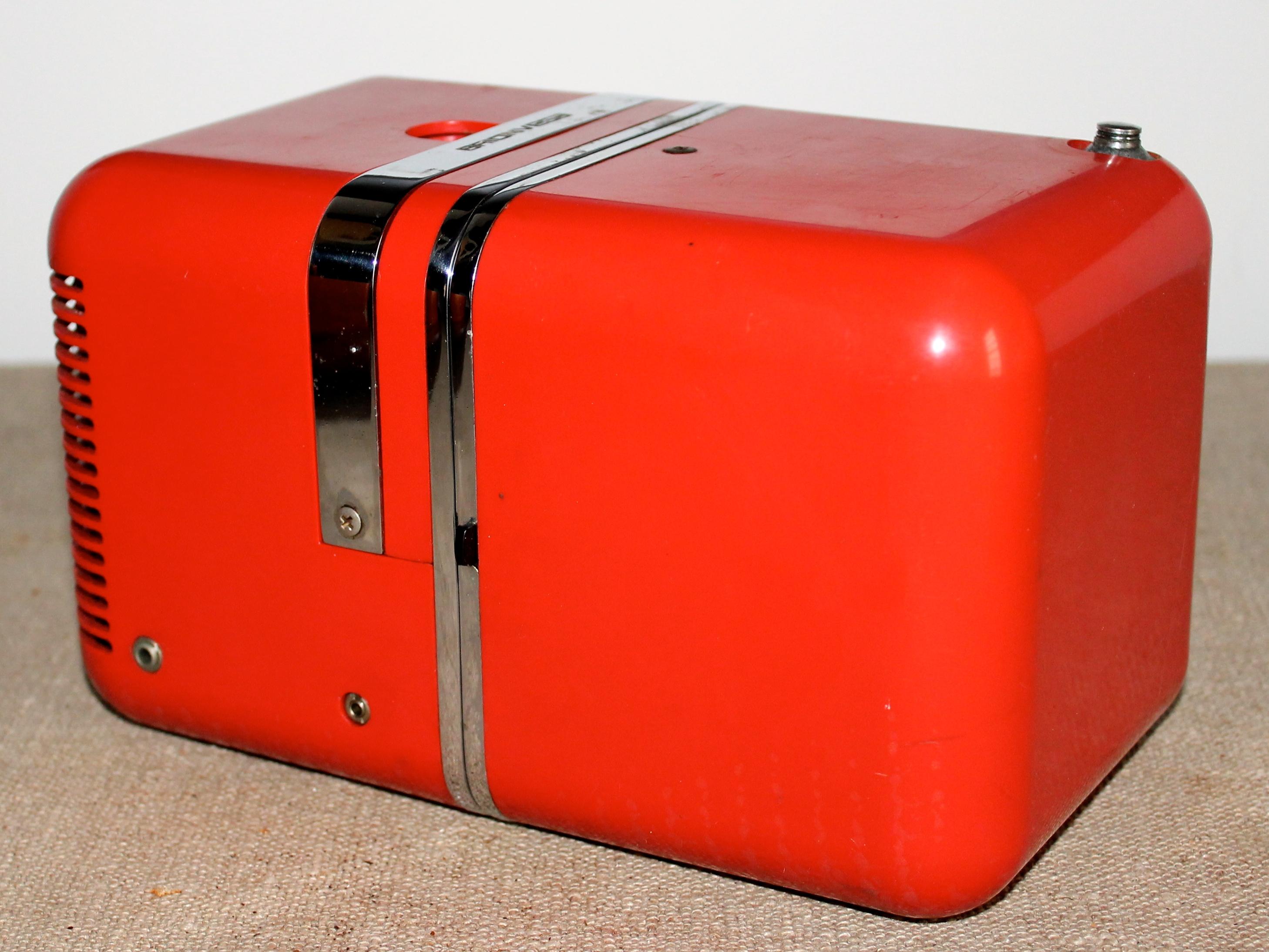 Italian Marco Zanuso and Richard Sapper Brionvega TS52 Radio For Sale
