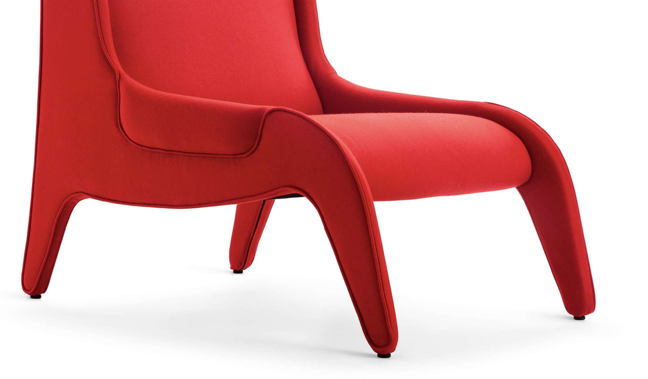 Armchair designed by Marco Zanuso in 1949, relaunched in 2015. Manufactured by Cassina in Italy. The price given applies to the chair as shown in the first picture. Please ask for pricing in other materials and colors.