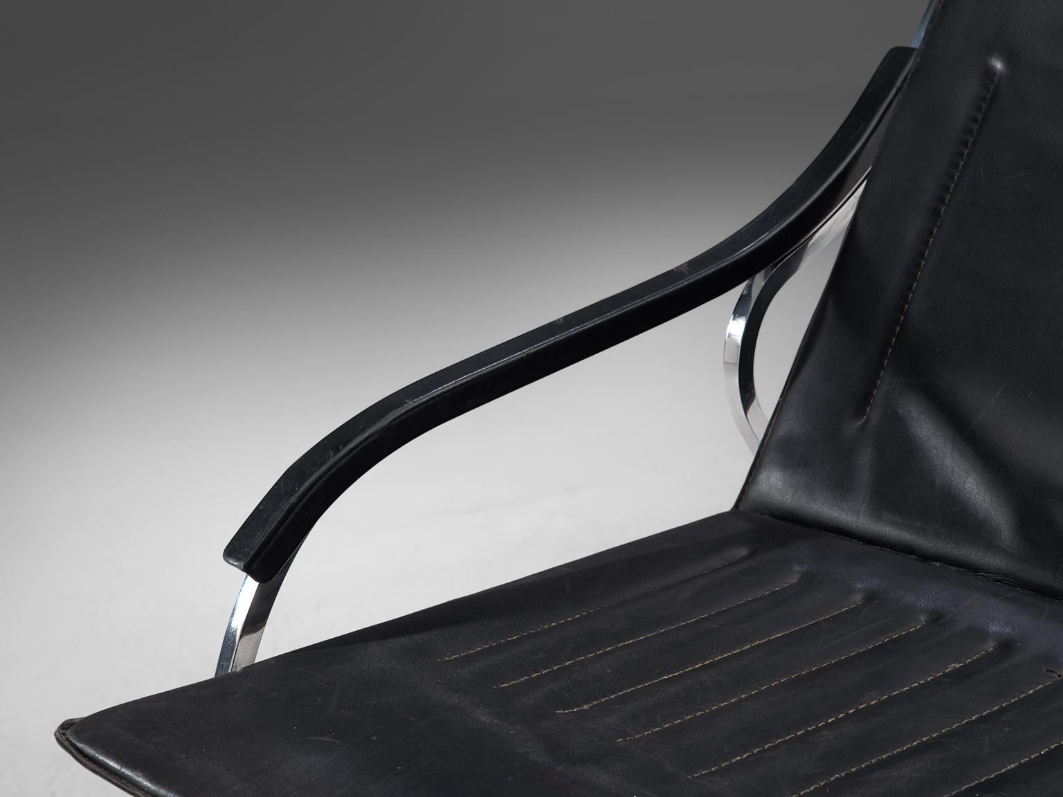 Marco Zanuso für Arflex: Stuhl „Fourline“ aus schwarzem Leder (Mitte des 20. Jahrhunderts) im Angebot