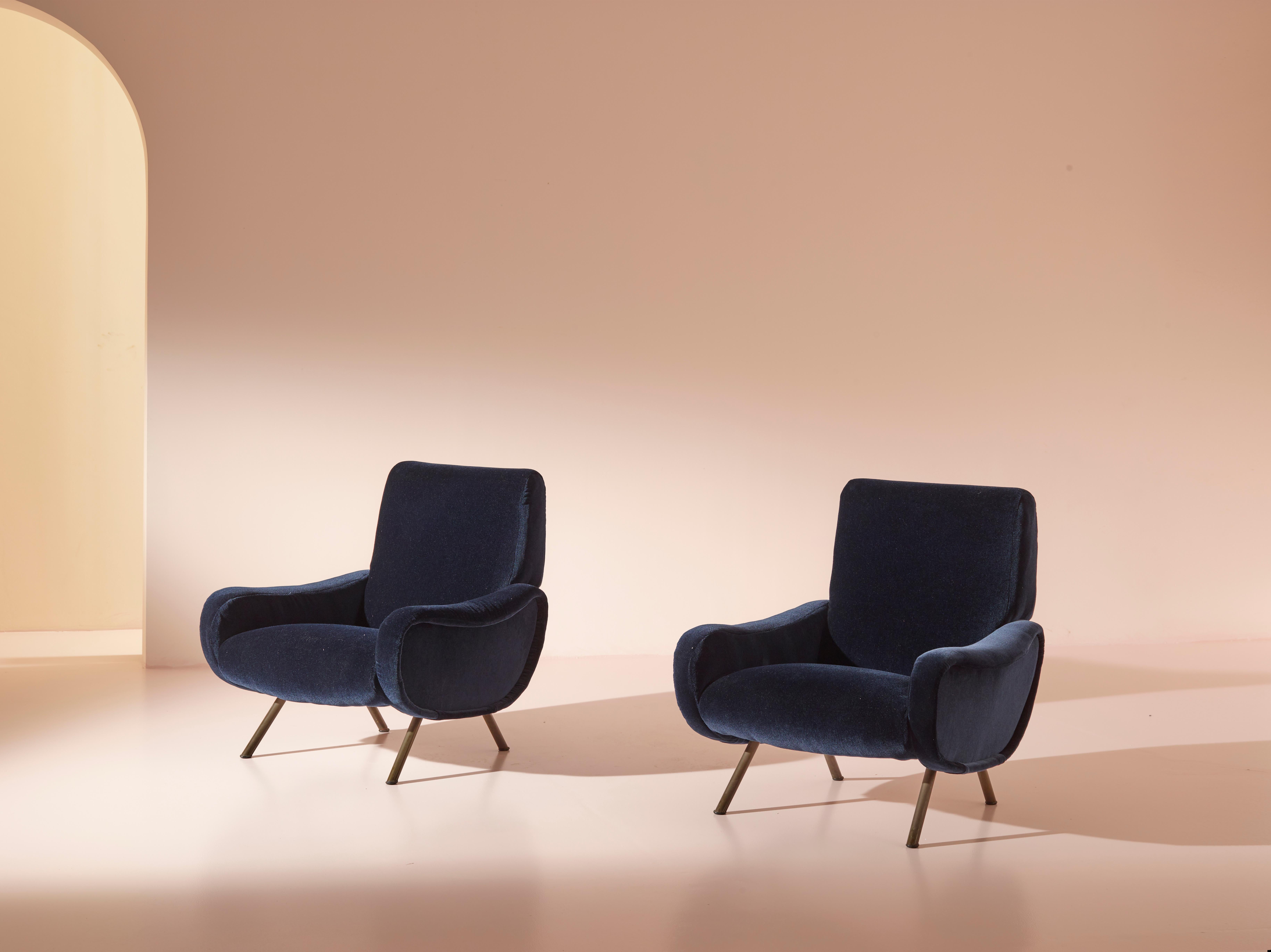 Mid-Century Modern Marco Zanuso pour Arflex, Italie, paire de fauteuils « Lady » en velours de coton bleu en vente