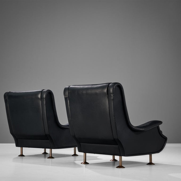 Mid-Century Modern Marco Zanuso for Arflex Pair of Lounge Chairs in Black Leather For Sale