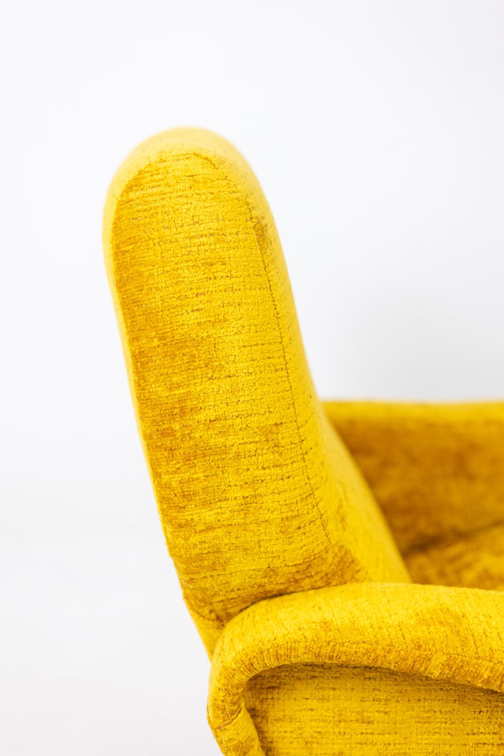 Marco Zanuso per Artflex. Poltrone in ottone giallo e dorato. 1950s. in vendita 2