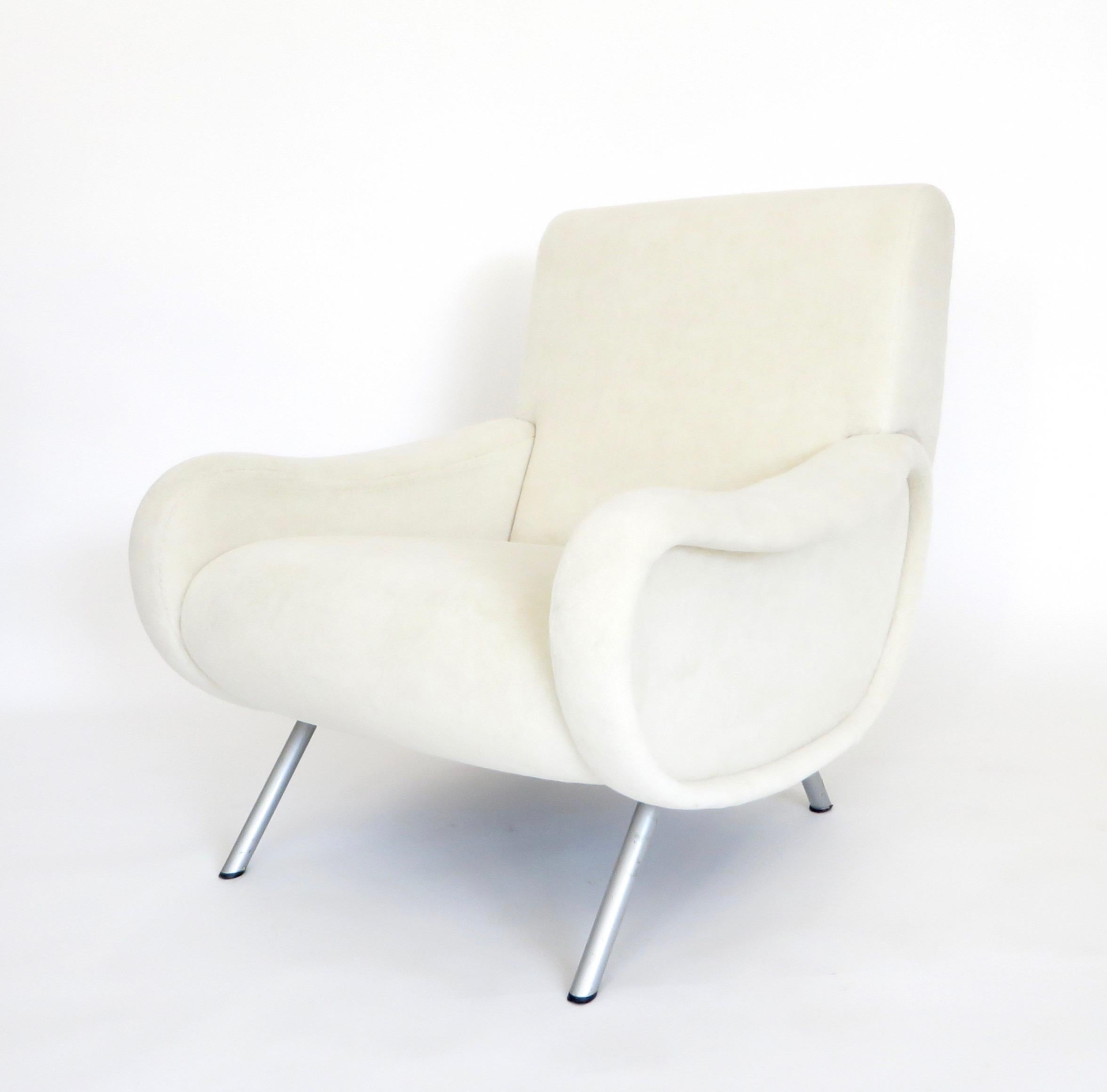 Mid-20th Century Marco Zanuso Lady Chair Italian Lounge by Arflex Cream Alpaca Mohair Fabric