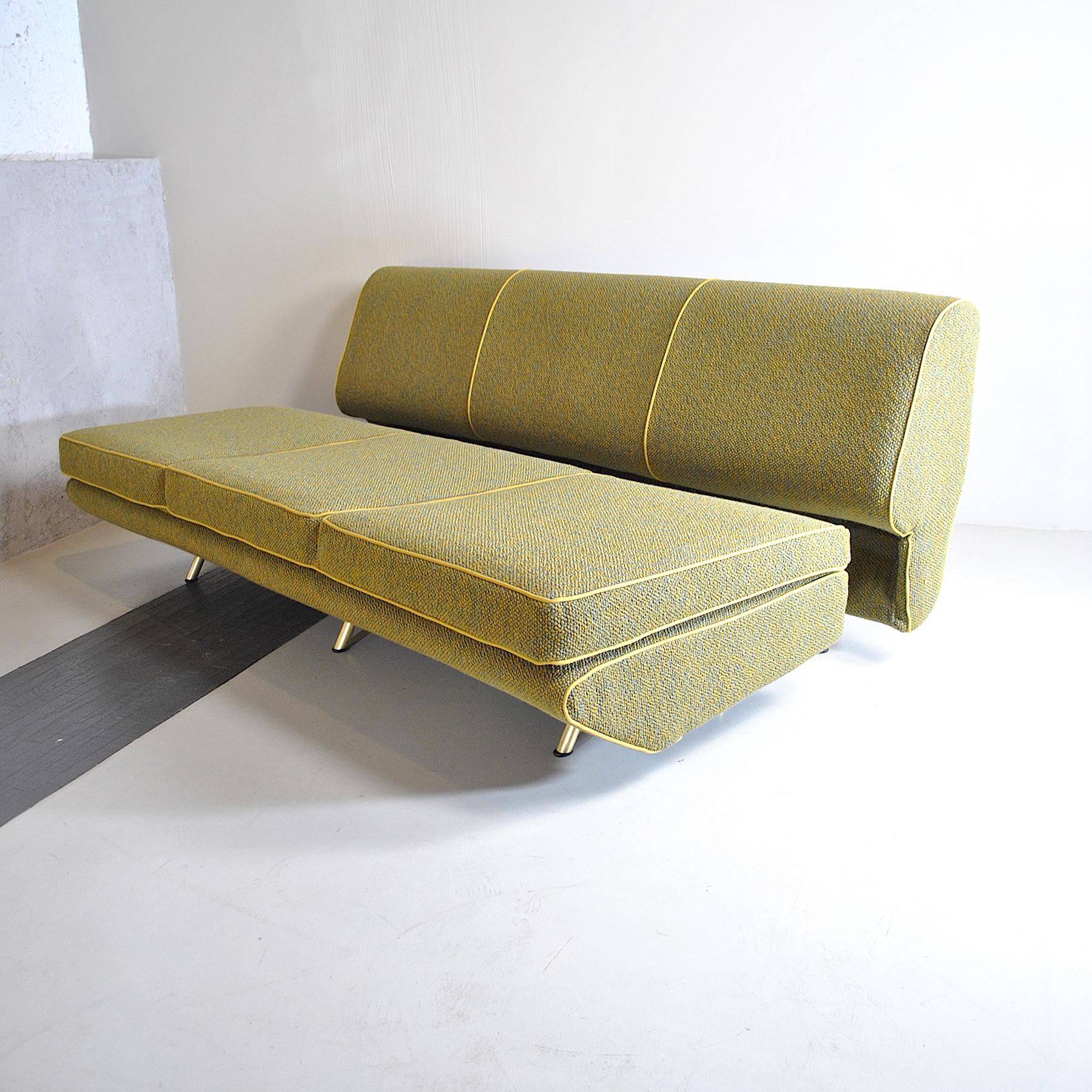 Marco Zanuso Italian Midcentury Sofa model sleep o matic  1