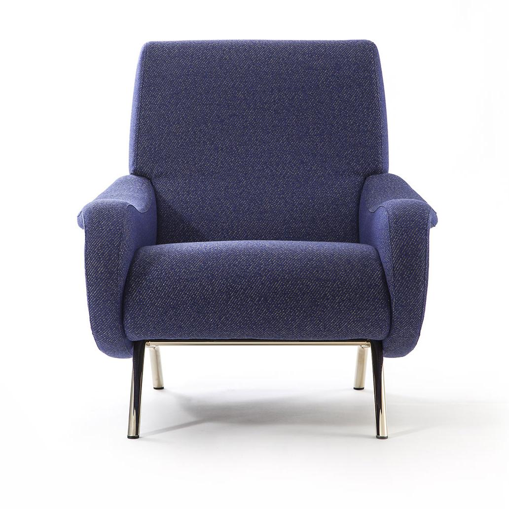 Armchair designed by Marco Zanuso in 1951, relaunched in 2015.
Manufactured by Cassina in Italy.

An icon of 1950s Italian design, the armchair-sofa lady stands out for its extraordinarily contemporary construction, a symbol of innovation
