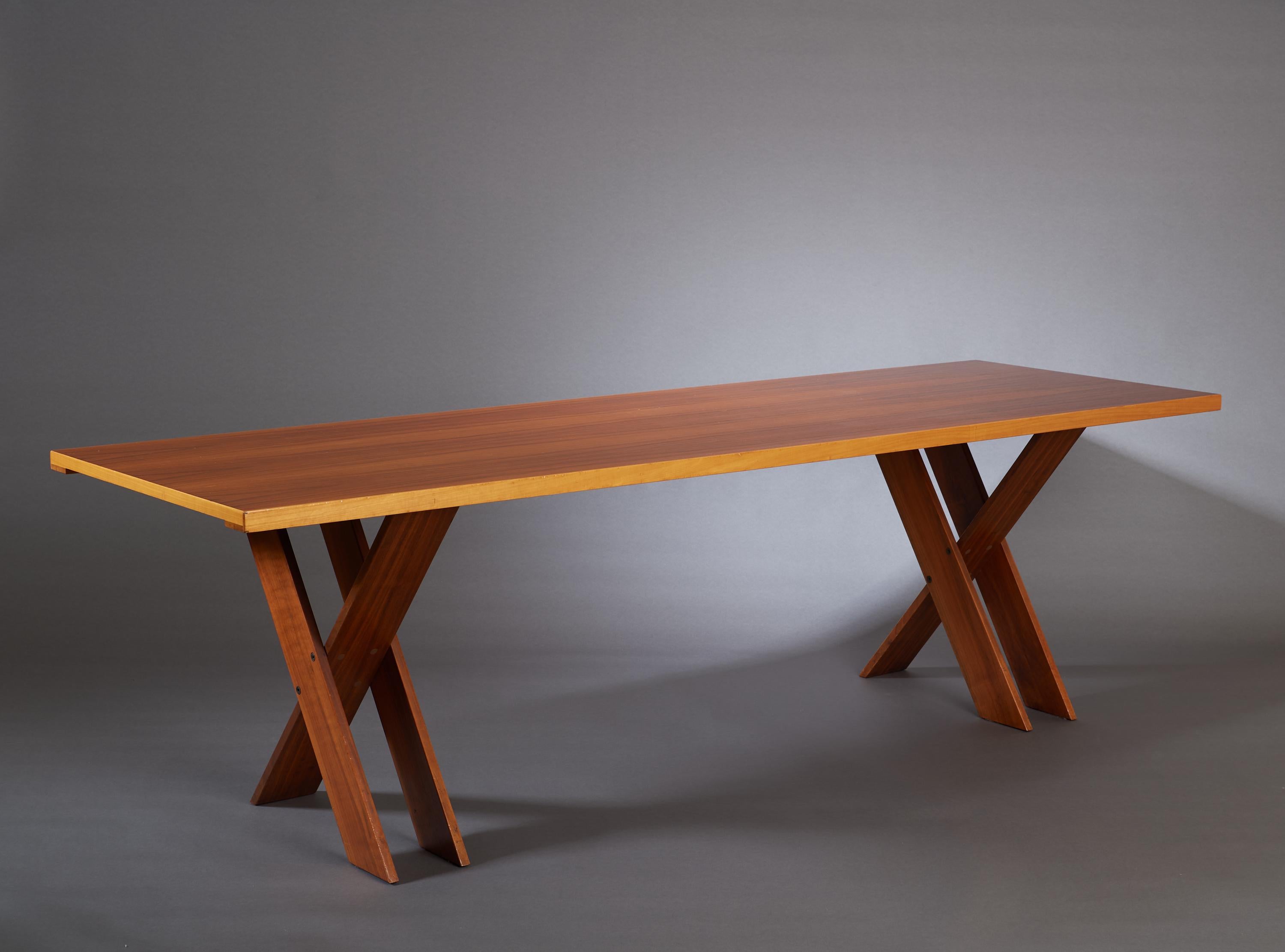 Polished Marco Zanuso Large Architectural X-Leg Dining Table in Walnut, Italy 1974 For Sale