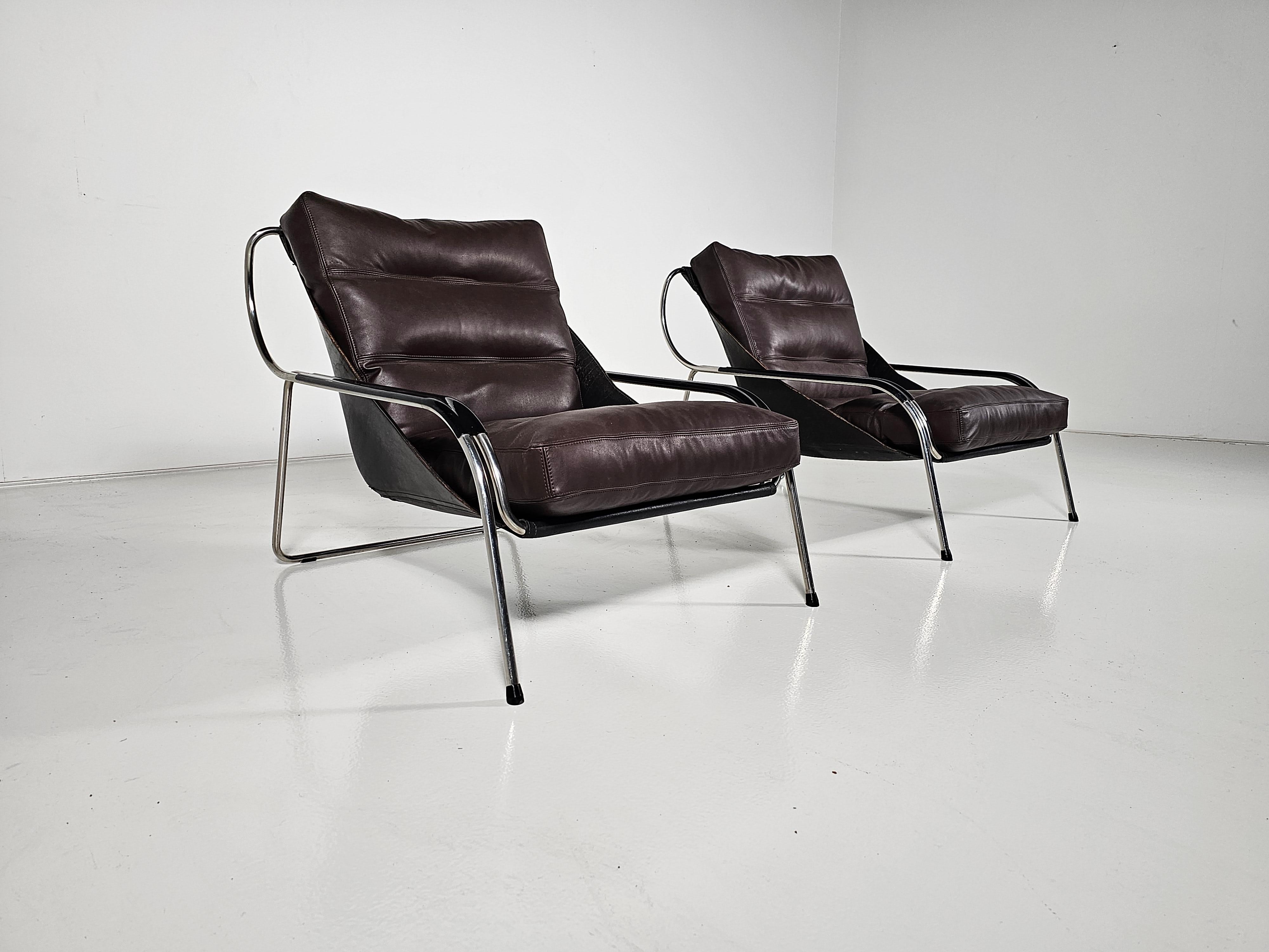 Steel  Marco Zanuso Maggiolina lounge chairs in brown and black leather, Zanotta, 1950 For Sale