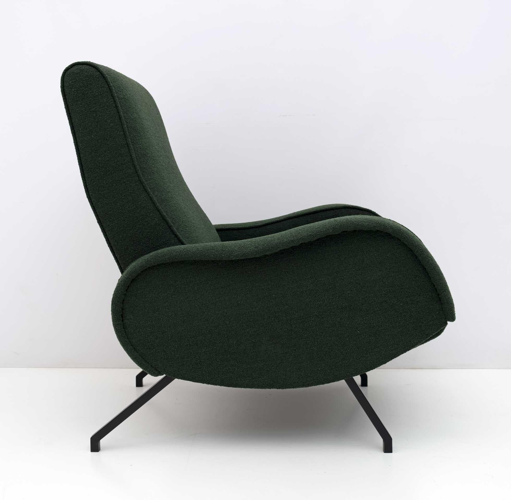 Marco Zanuso Mid-Century Modern Italian Bouclè Reclining Armchair, 1950s 2