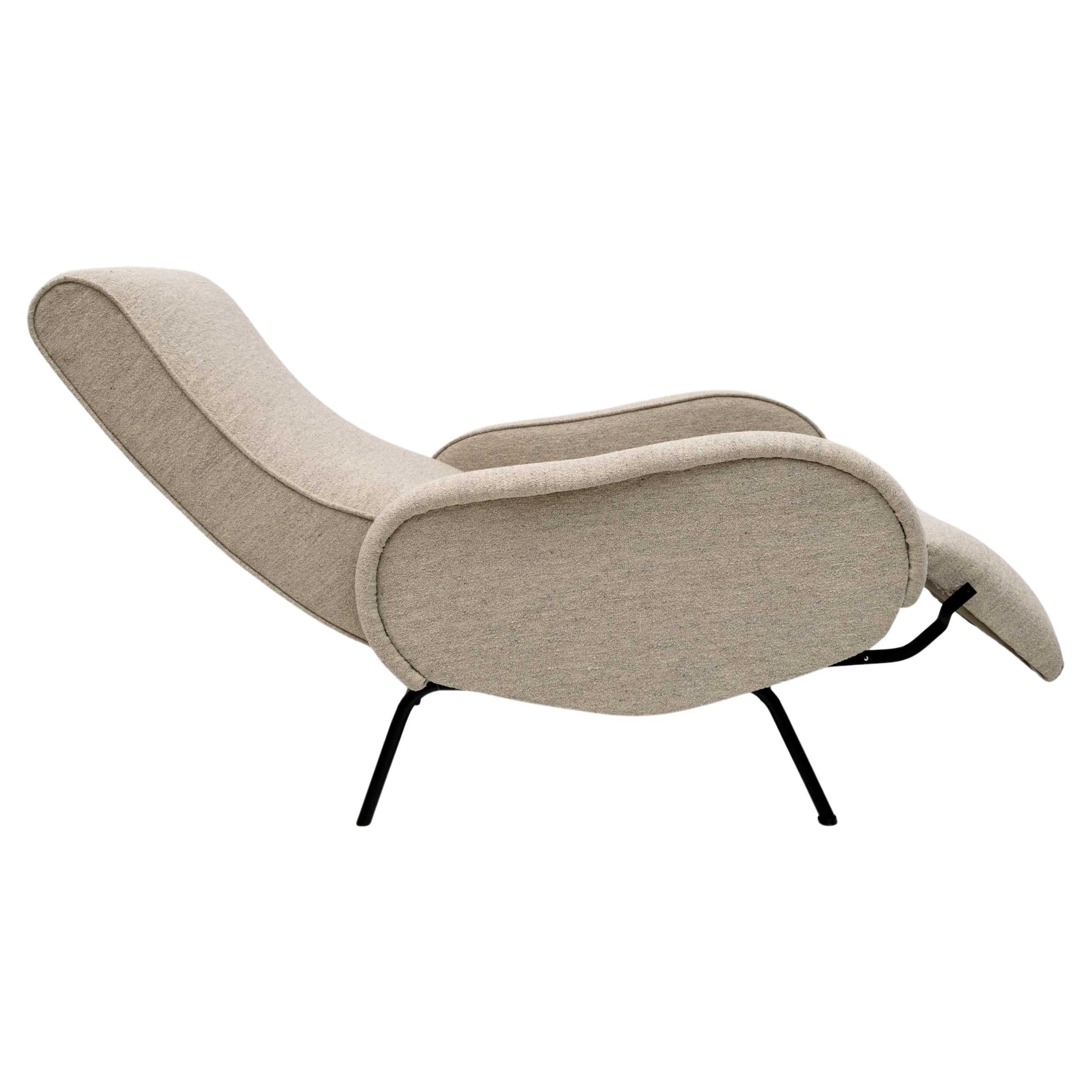 Marco Zanuso Mid-Century Modern Italian Bouclè Reclining Armchair, 1950s