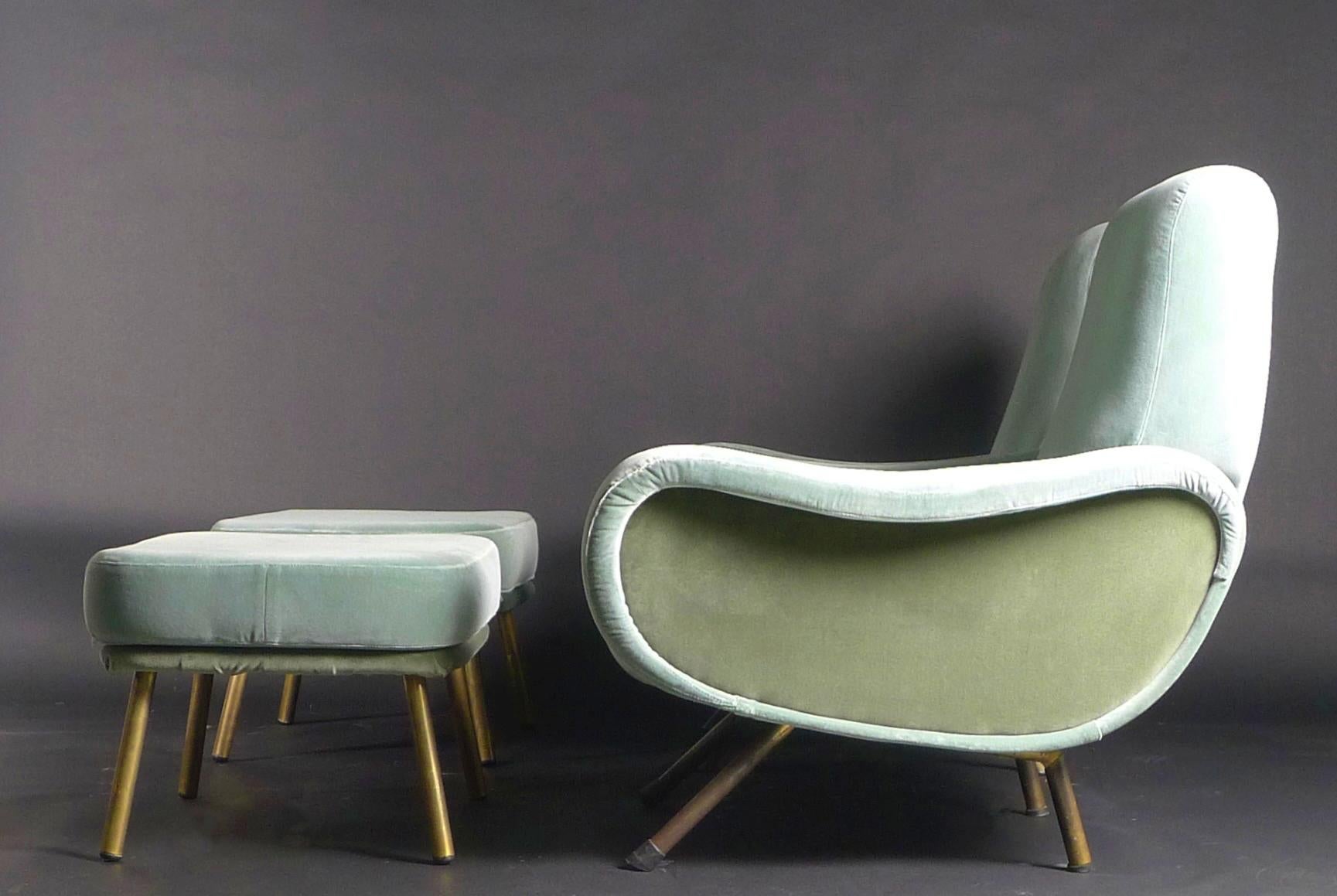 Mid-Century Modern Marco Zanuso, Pair of Lady Chairs and Ottomans, produced by Arflex, Italy 1950s