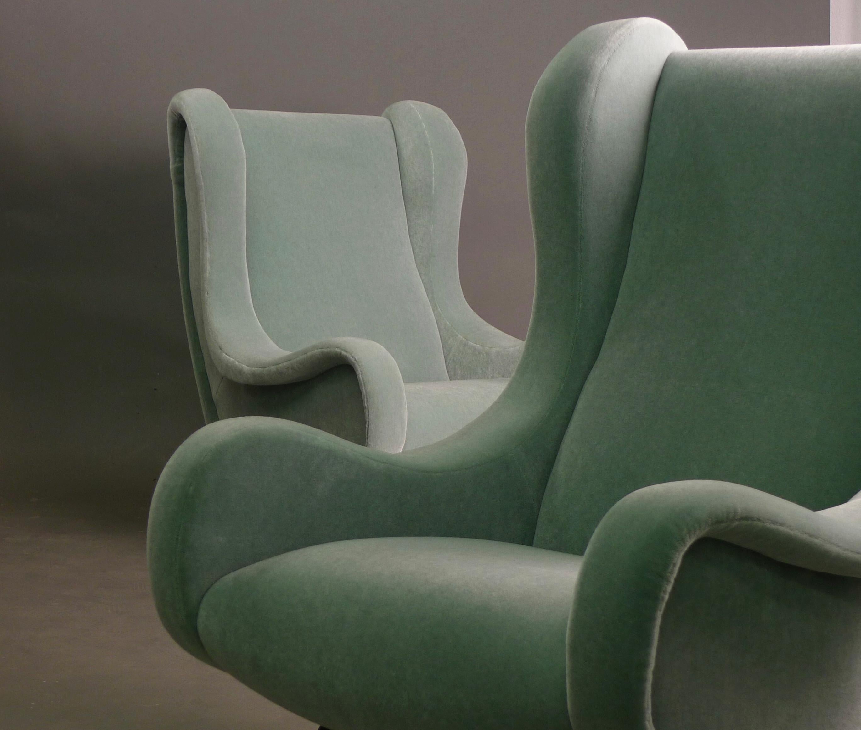 Marco Zanuso, Paar Senior Chairs, 1950er-Jahre, und passendes Paar Ottomane im Angebot 12