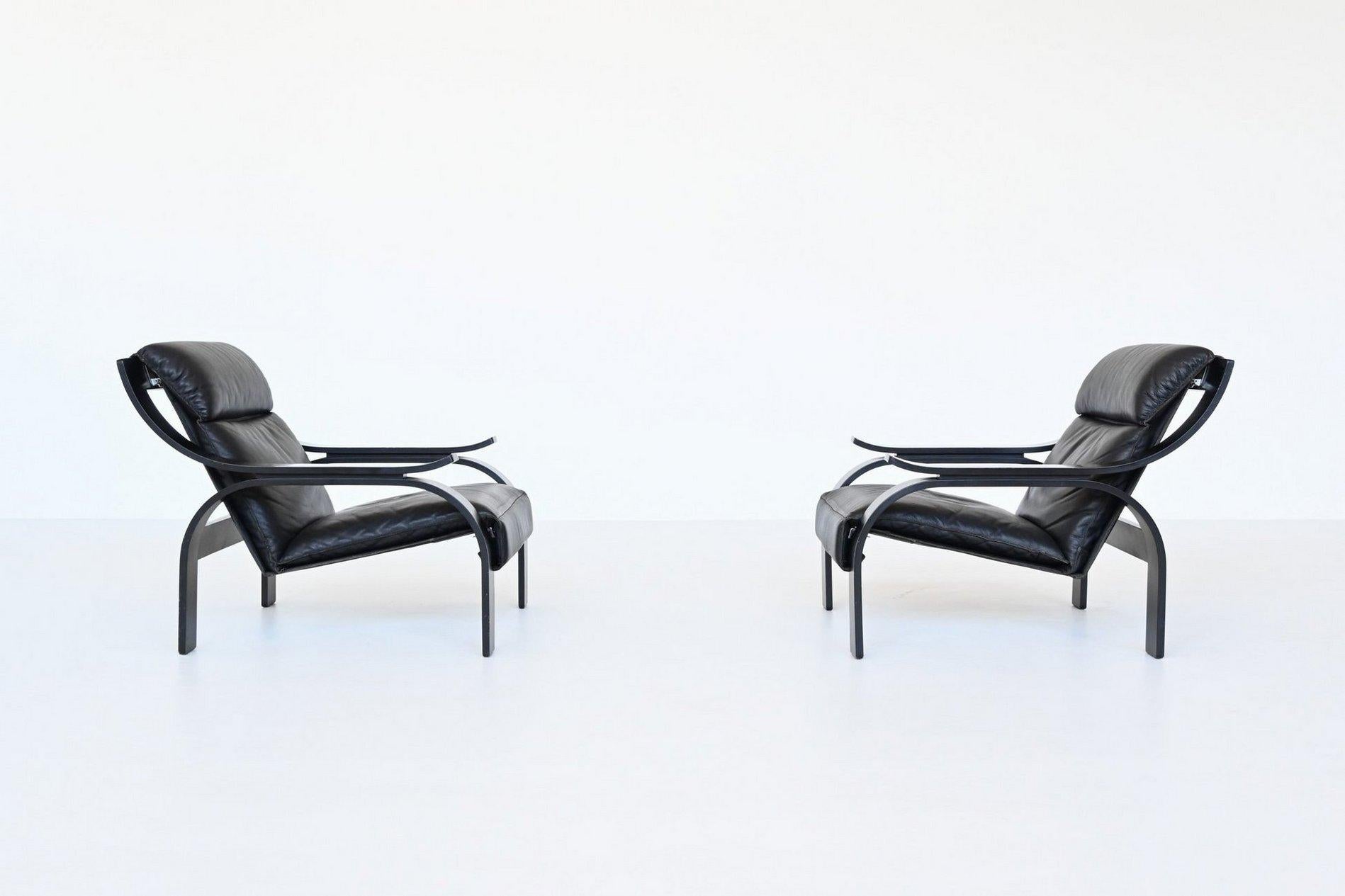 Mid-Century Modern Marco Zanuso pair of Woodline armchairs in black leather Arflex Italy 1964