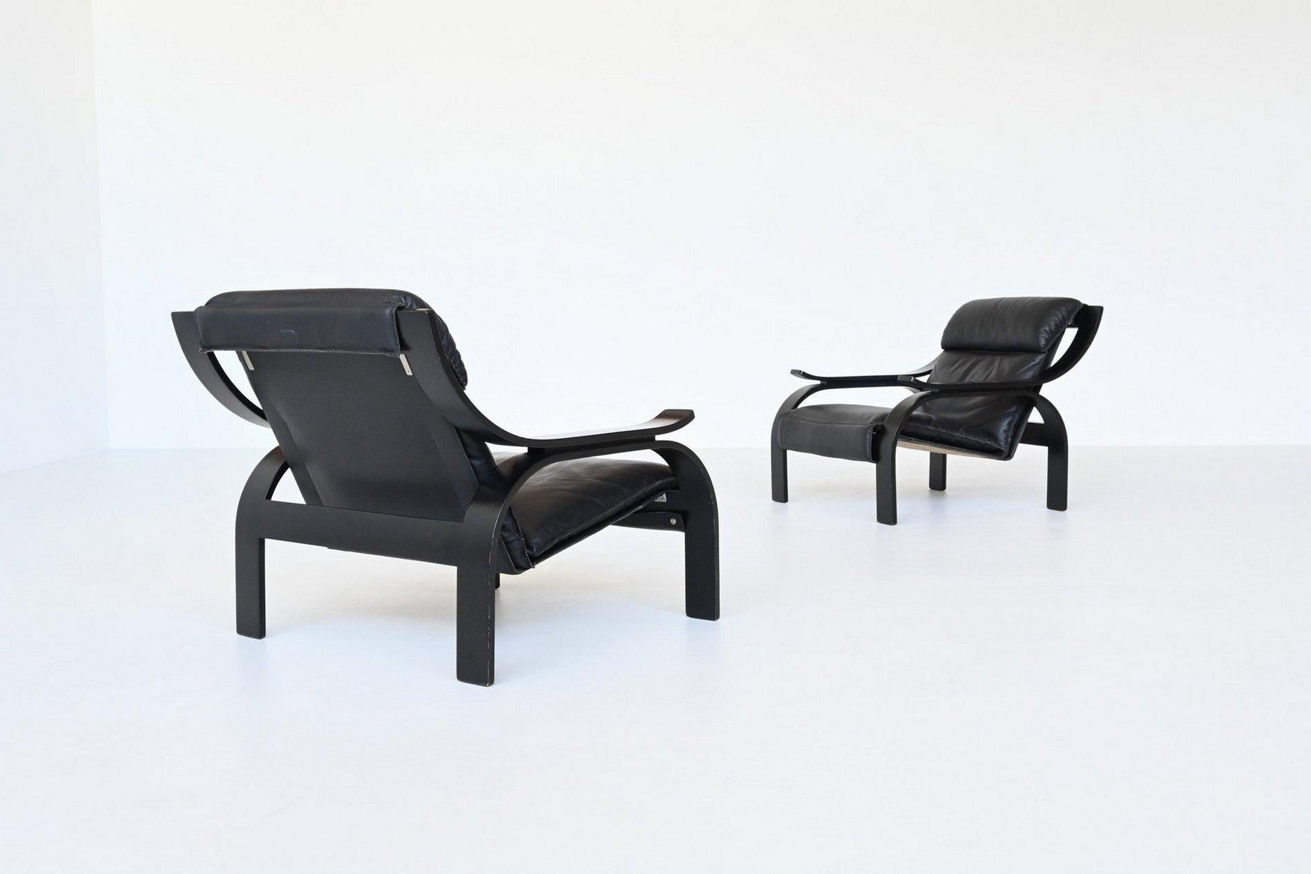 Marco Zanuso pair of Woodline armchairs in black leather Arflex Italy 1964 In Good Condition In Etten-Leur, NL