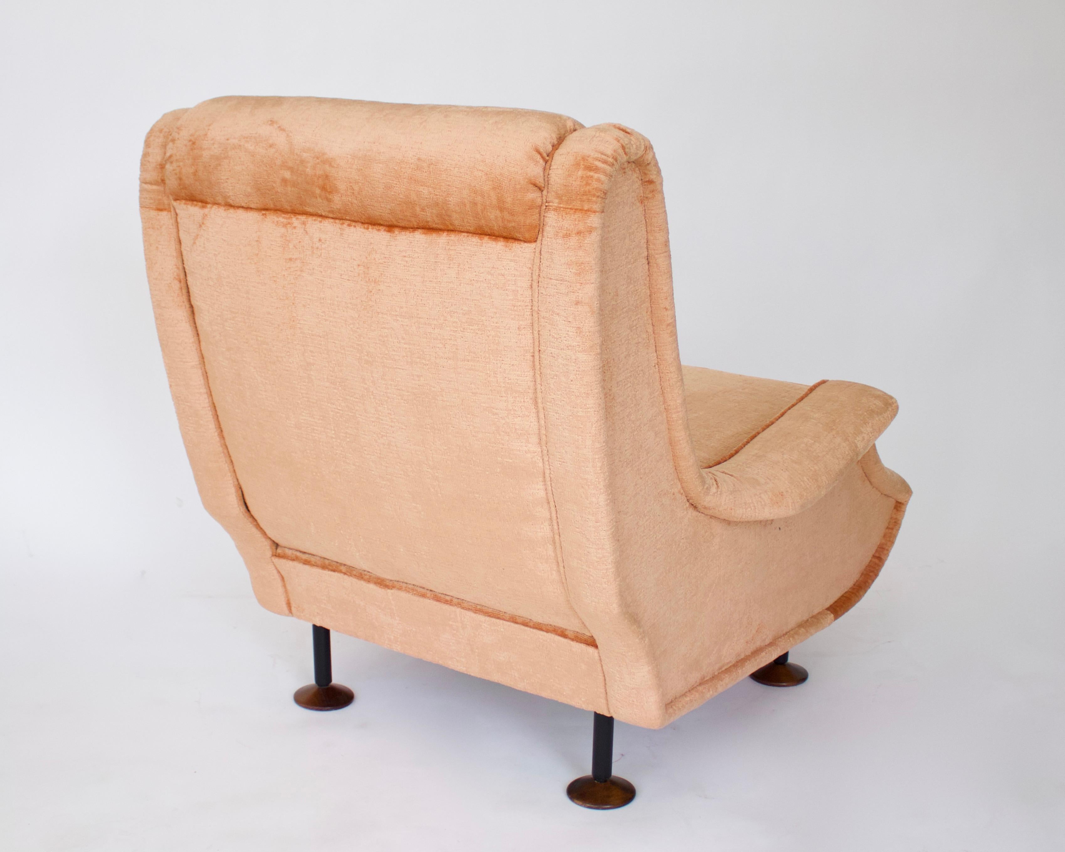Marco Zanuso Regent Chair for Arflex c1960 Vintage In Good Condition In Chicago, IL