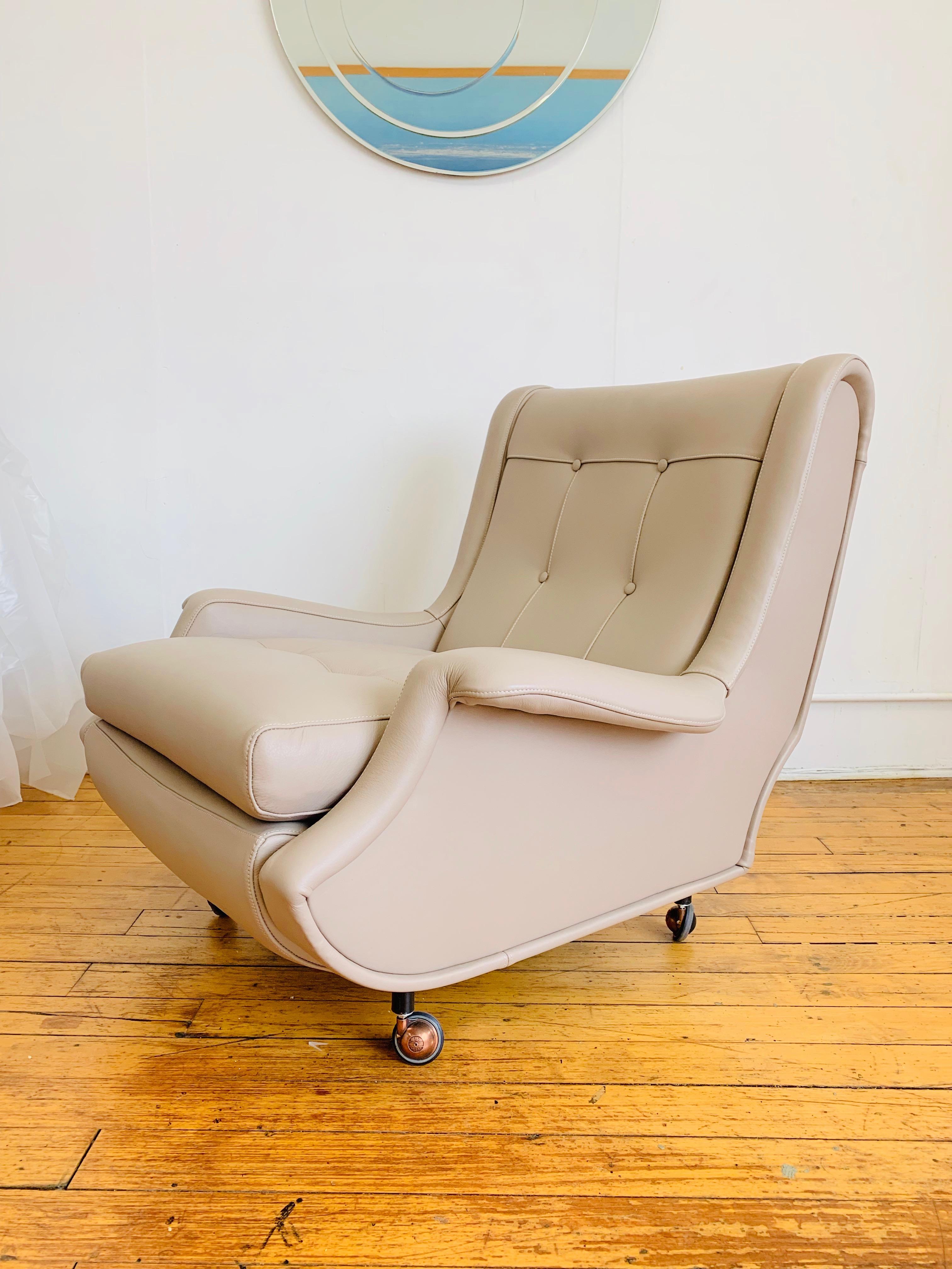 Mid-20th Century Marco Zanuso 'Regent' Lounge Chair, Arflex, Fully Restored Luxe Italian Leather For Sale