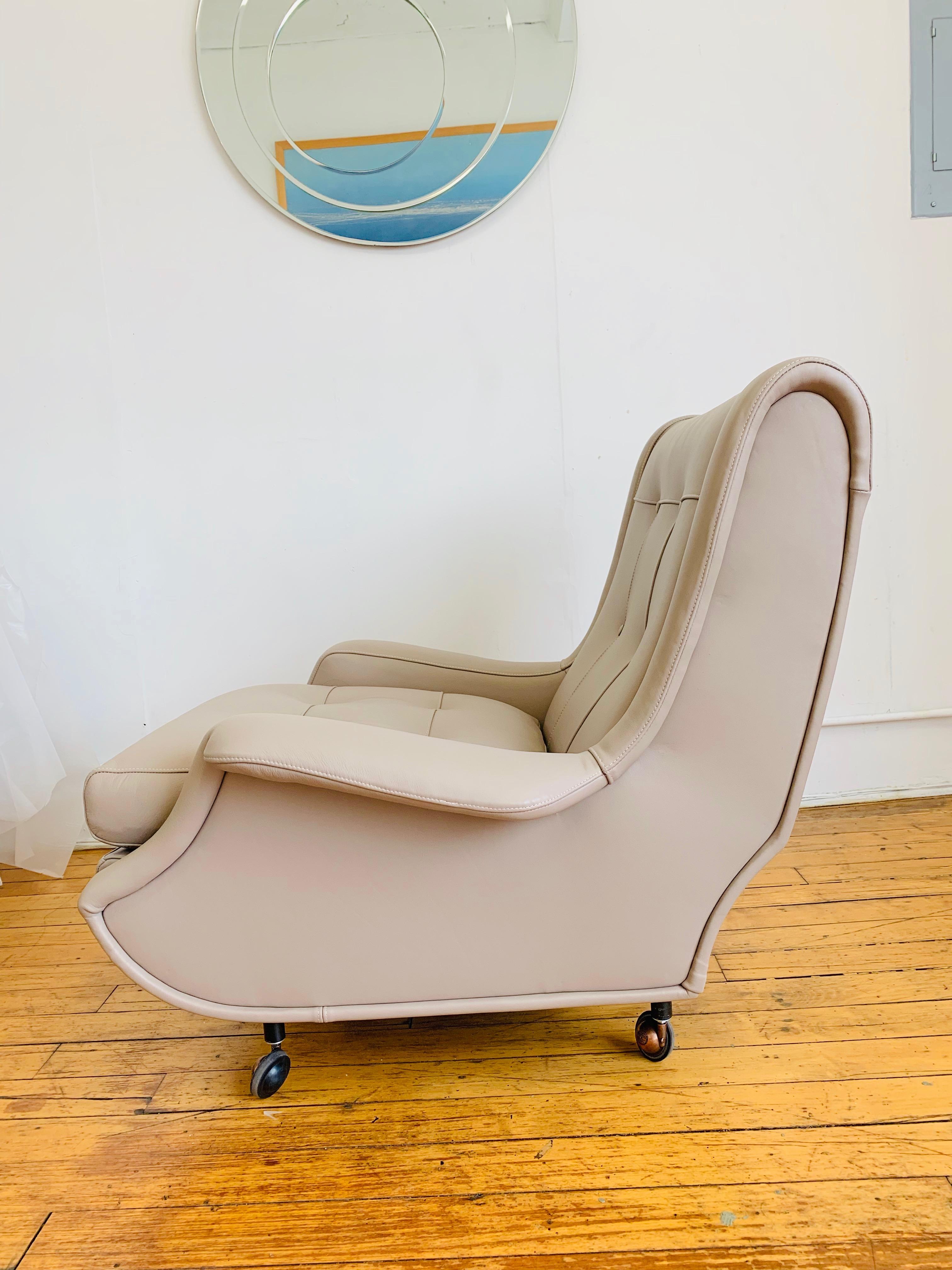 Marco Zanuso 'Regent' Lounge Chair, Arflex, Fully Restored Luxe Italian Leather For Sale 1