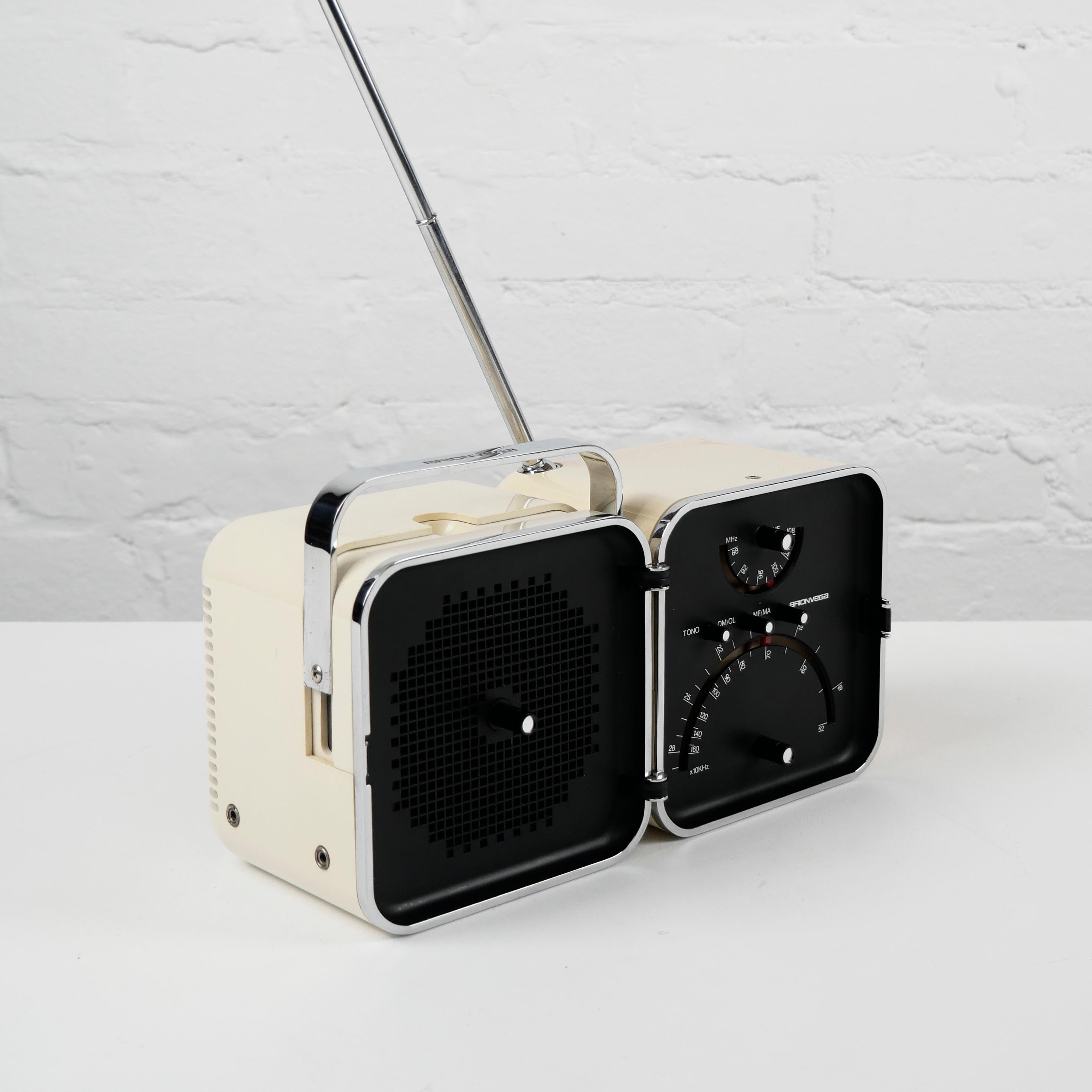 Milieu du XXe siècle Radio Cube TS 502 de Marco Zanuso, Richard Sapper, Brionvega 1964 en vente