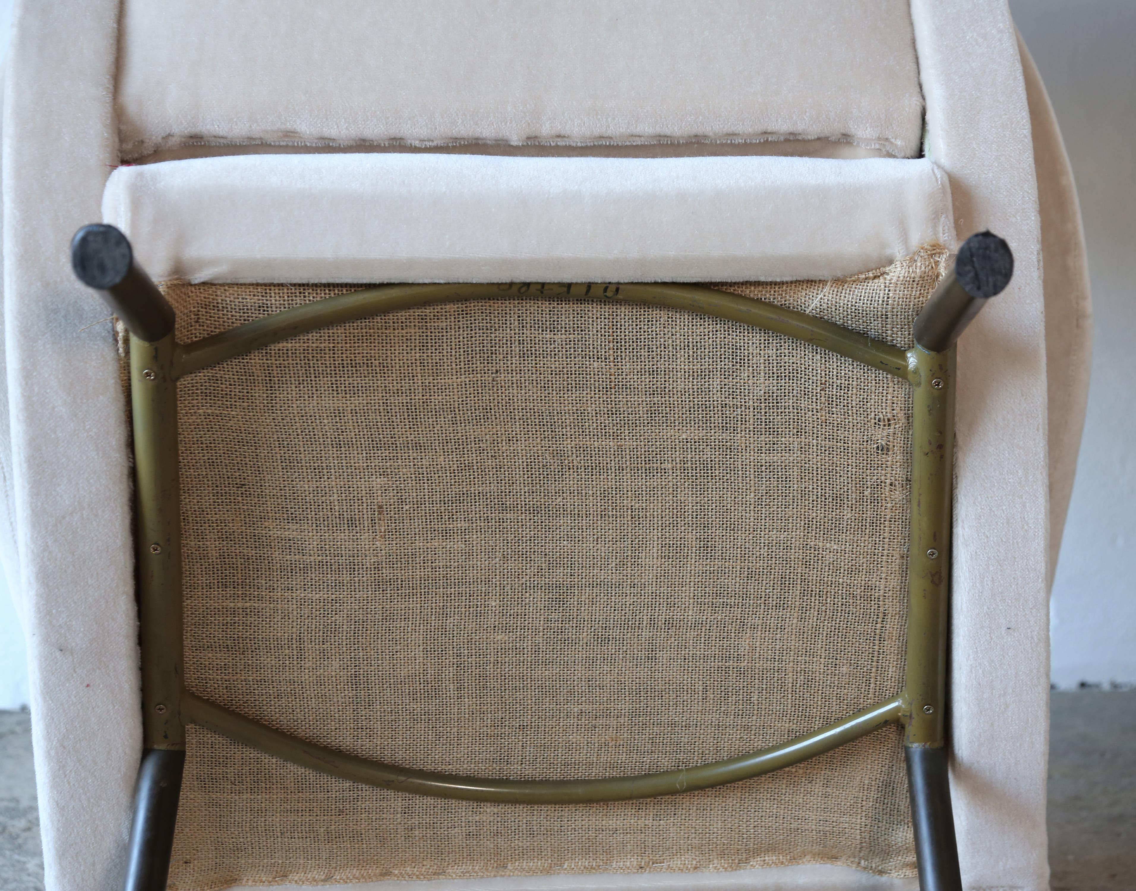 Marco Zanuso Senior Chairs, Pure Mohair, Arflex, Italy, 1960s For Sale 1
