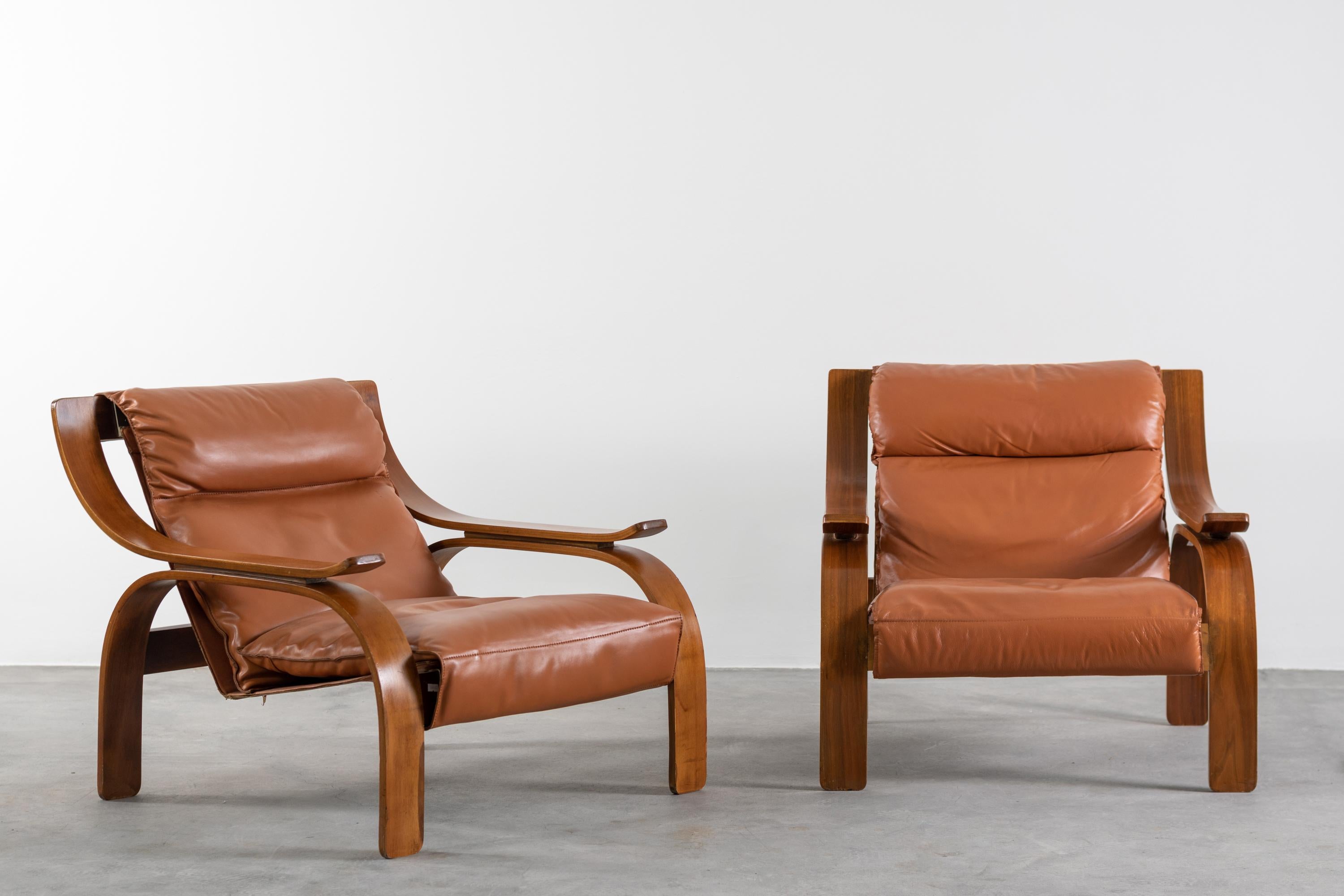 Mid-Century Modern Marco Zanuso Set of Two Woodline Armchairs in Leather for Artflex, 1960