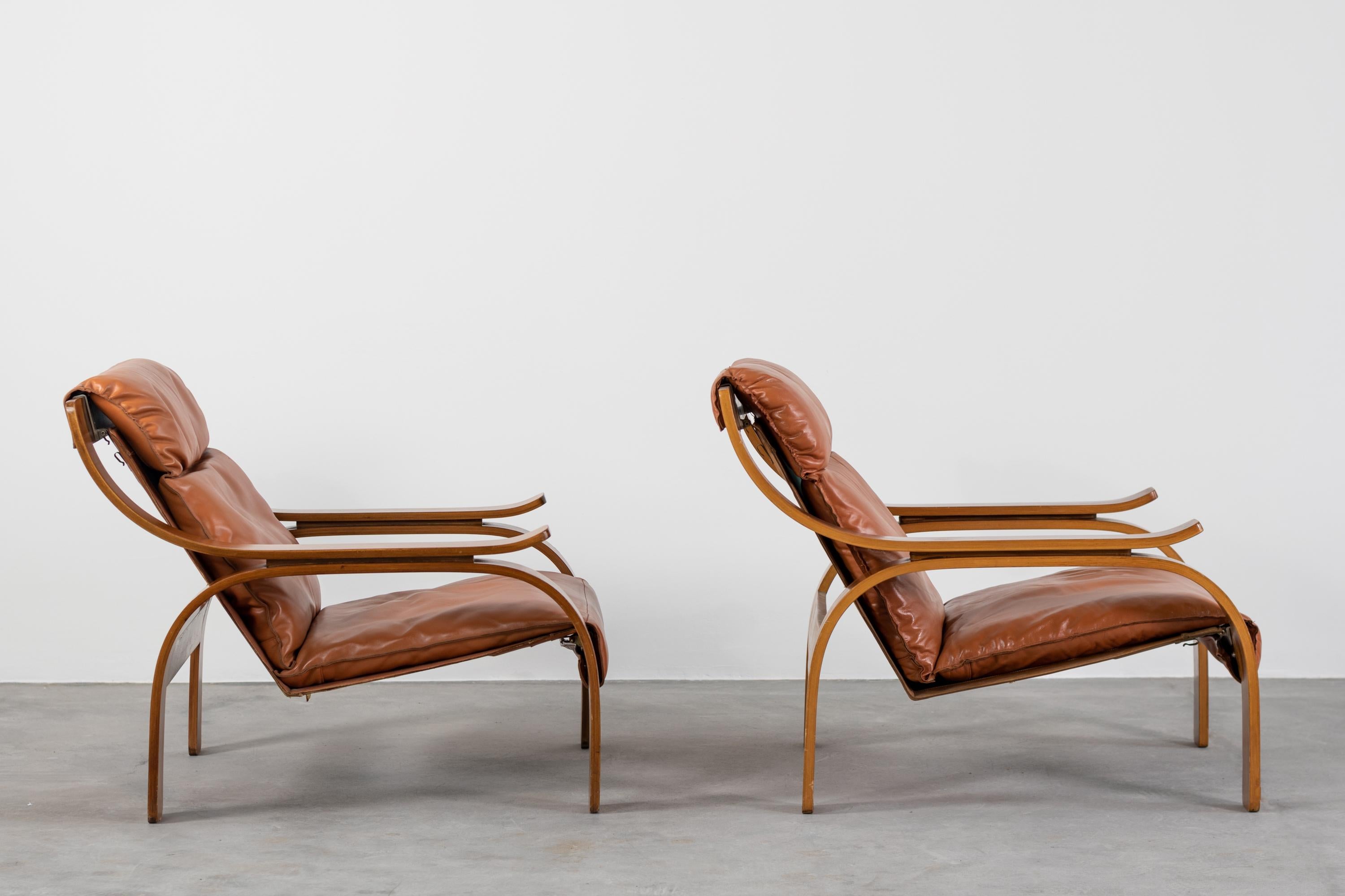 Marco Zanuso Set of Two Woodline Armchairs in Leather for Artflex, 1960 In Good Condition In Montecatini Terme, IT
