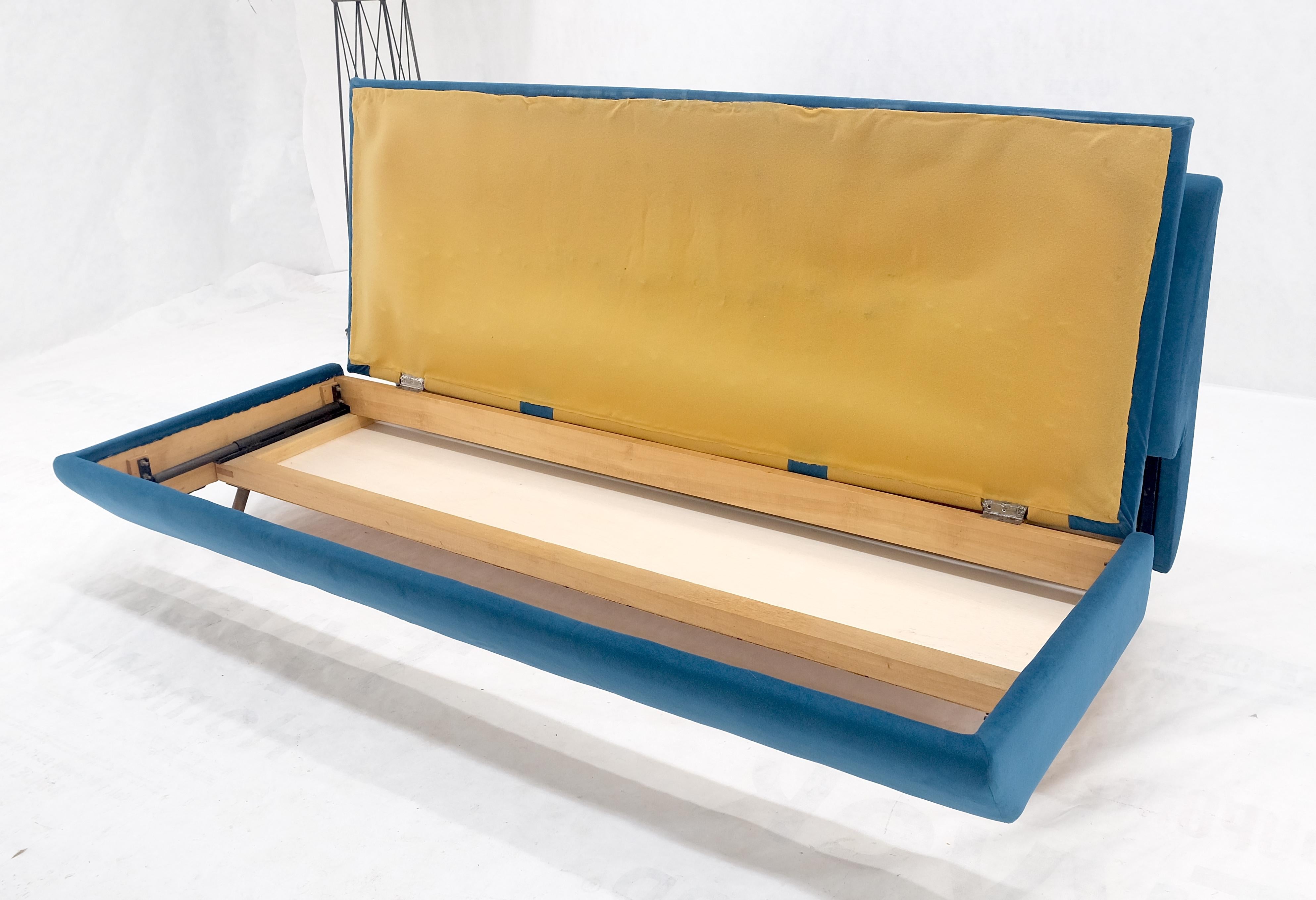 Marco Zanuso Sofa Pull Out Daybed for Arflex Mid Century Italian Modern Teal Upholstery Clean!
seat height: 16