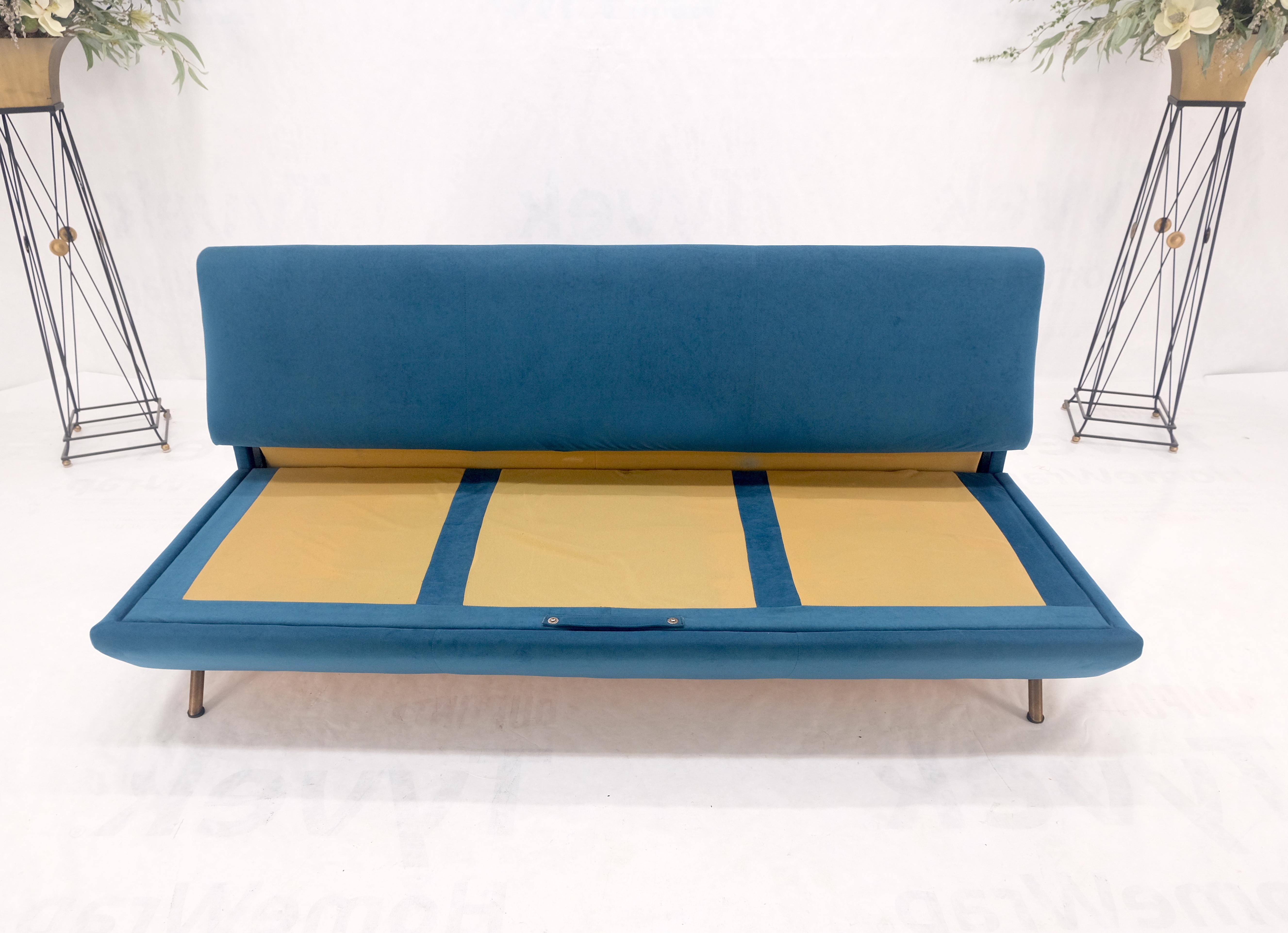 mid century pull out sofa