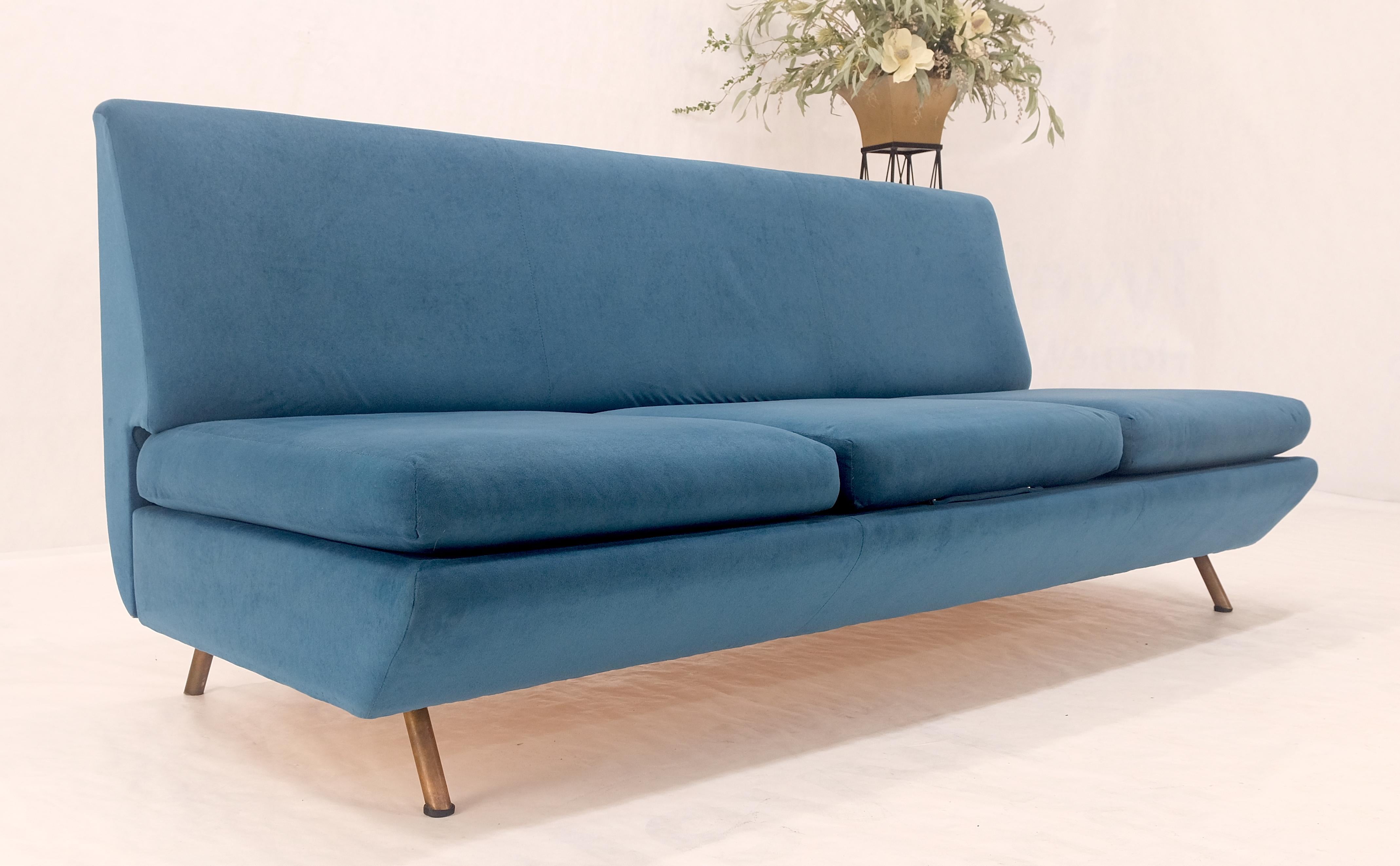 Marco Zanuso Sofa for Arflex Mid Century Italian Modern Teal Upholstery Clean! In Excellent Condition For Sale In Rockaway, NJ