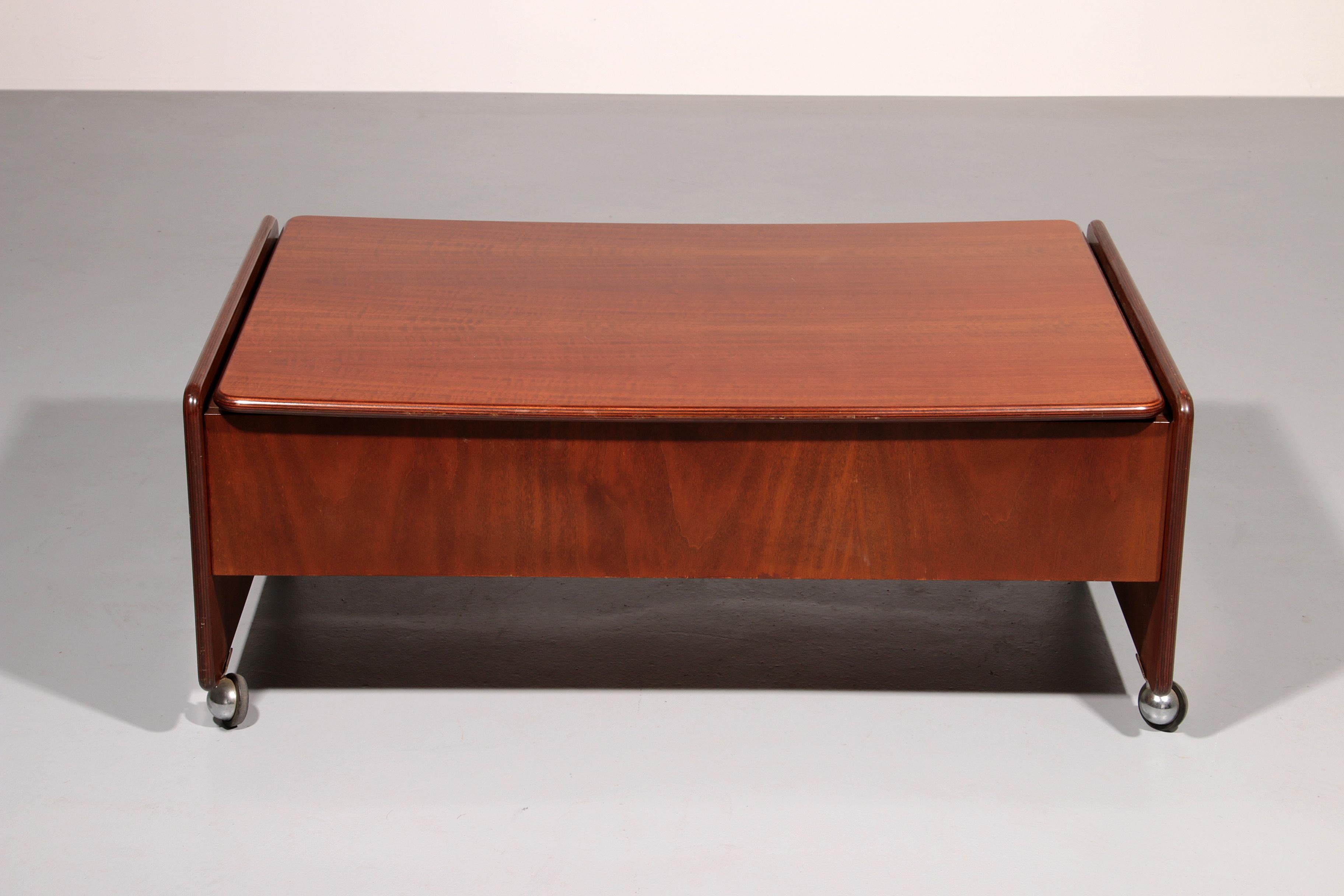 Italian Marco Zanuso ‘Springtime’ Coffee Table for Arflex, Italy 1960s For Sale