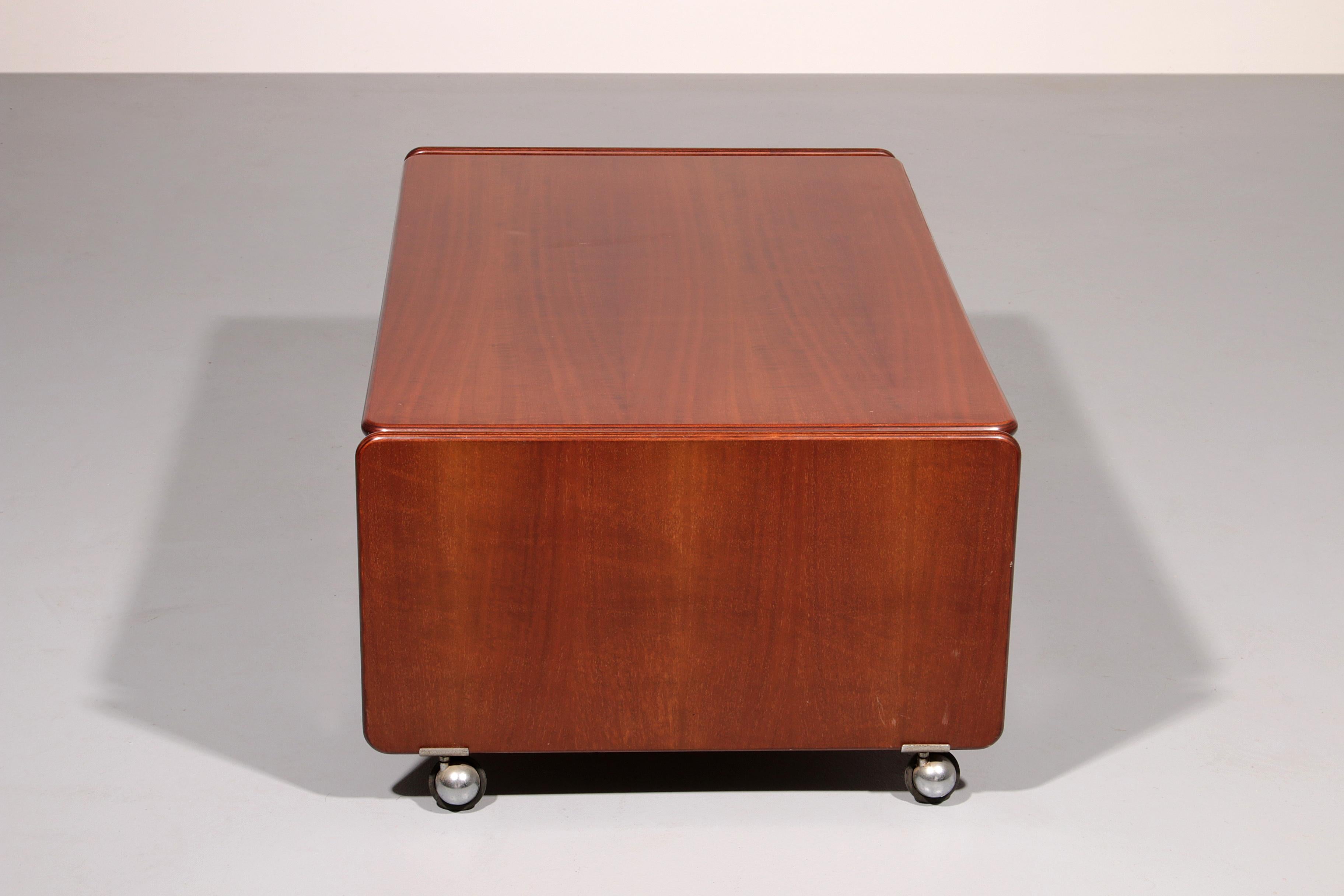 Walnut Marco Zanuso ‘Springtime’ Coffee Table for Arflex, Italy 1960s For Sale